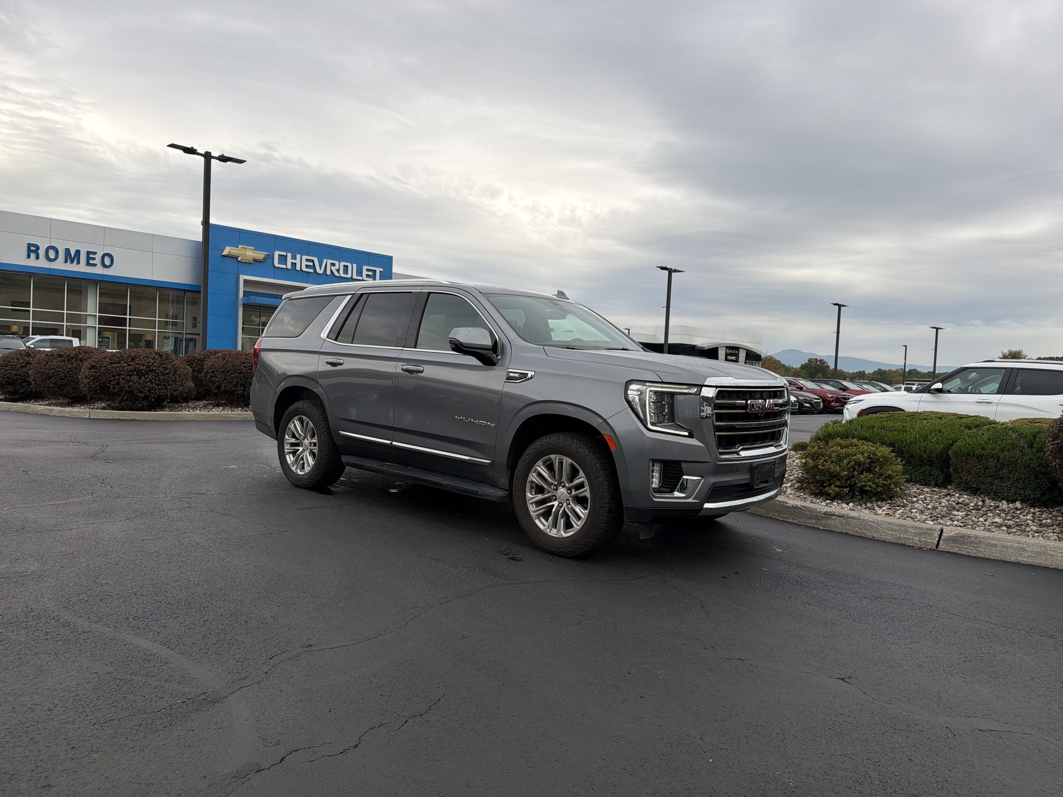 2021 GMC Yukon SLT