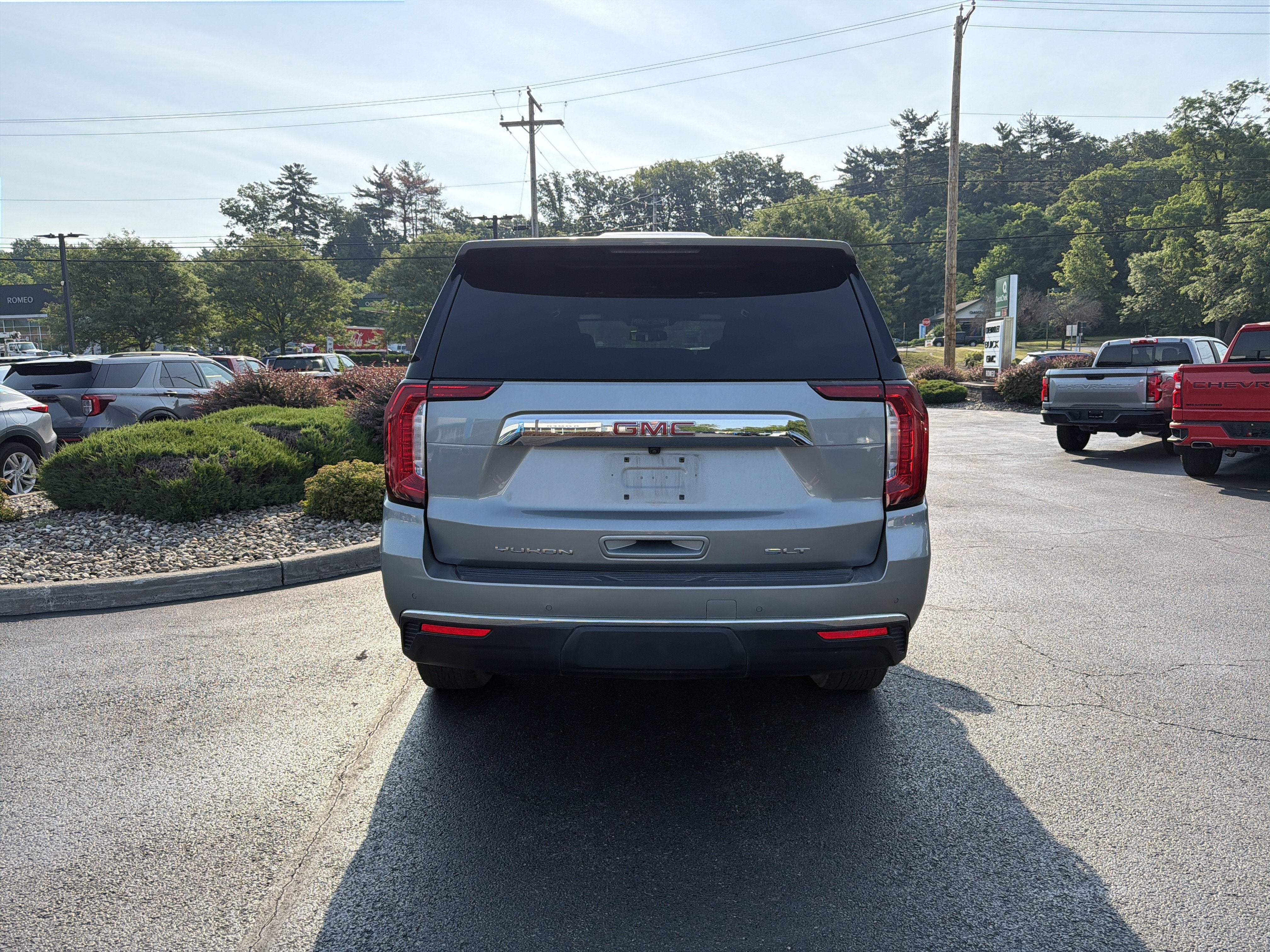 2024 GMC Yukon SLT