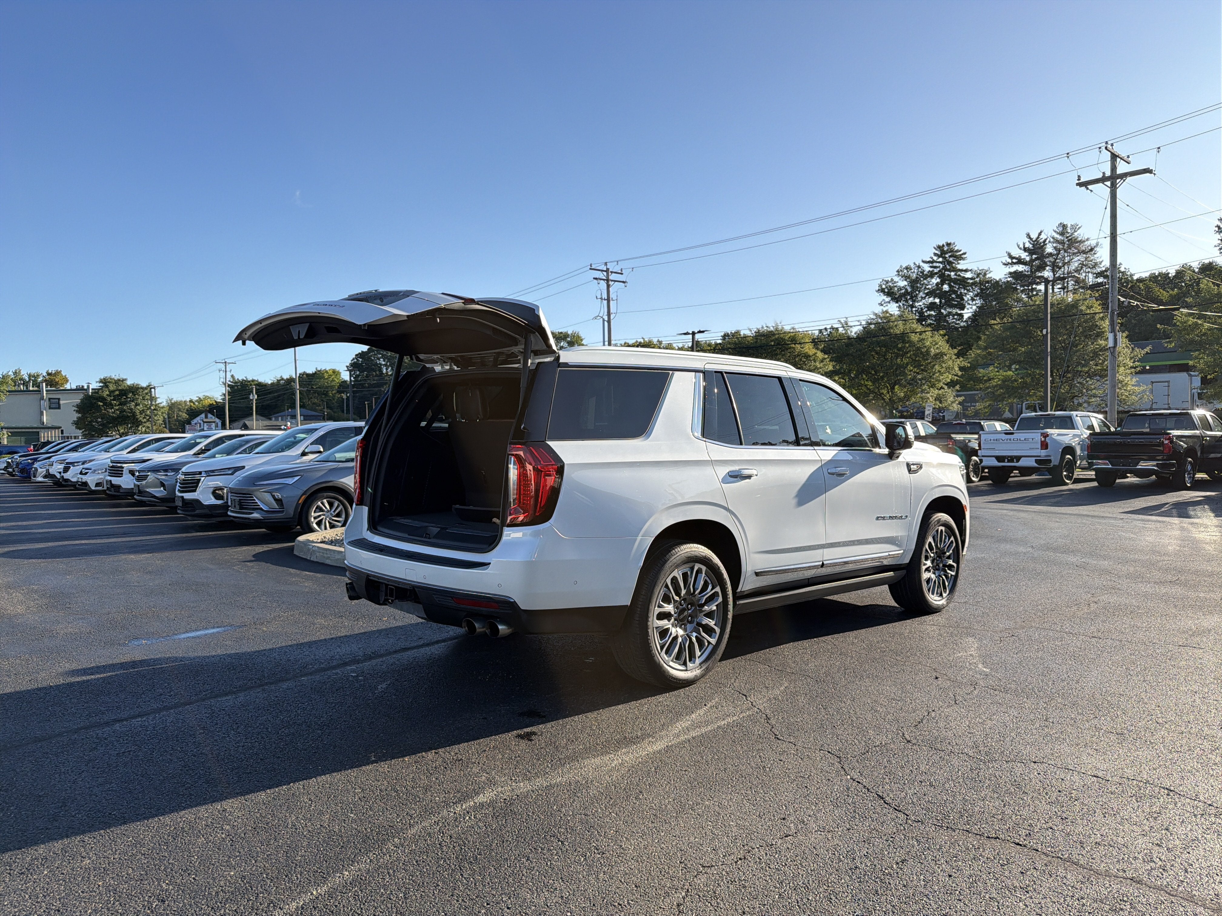 2023 GMC Yukon Denali Ultimate