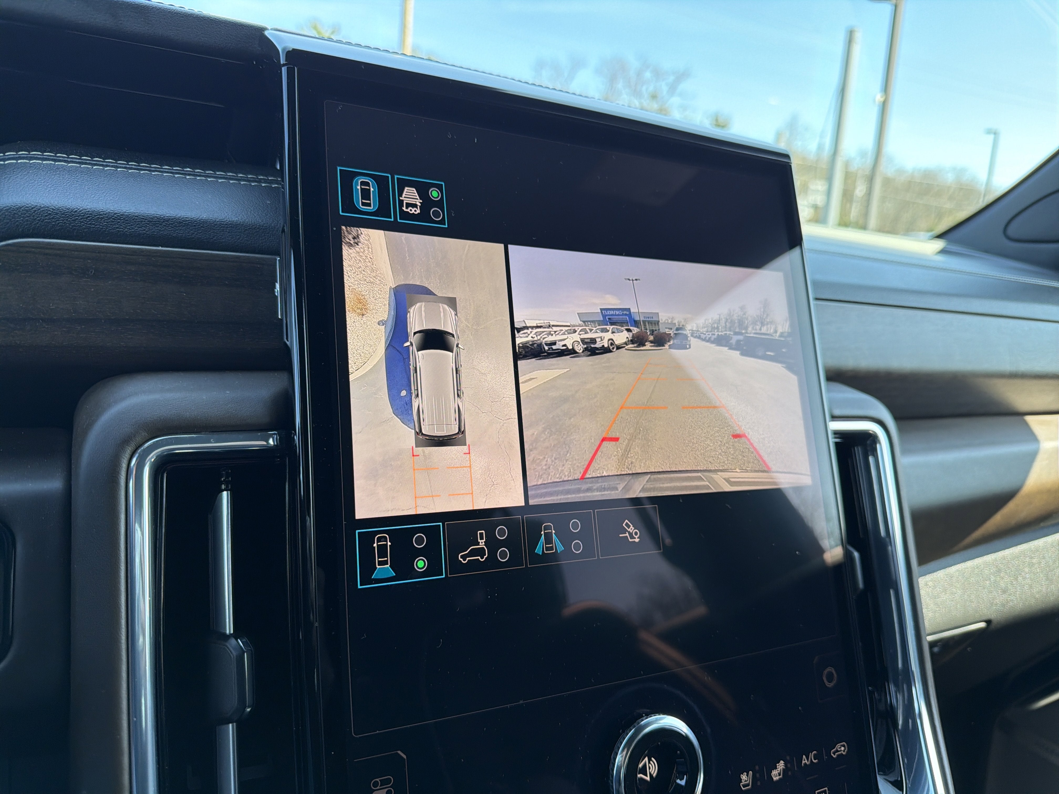 2025 GMC Yukon Denali Ultimate