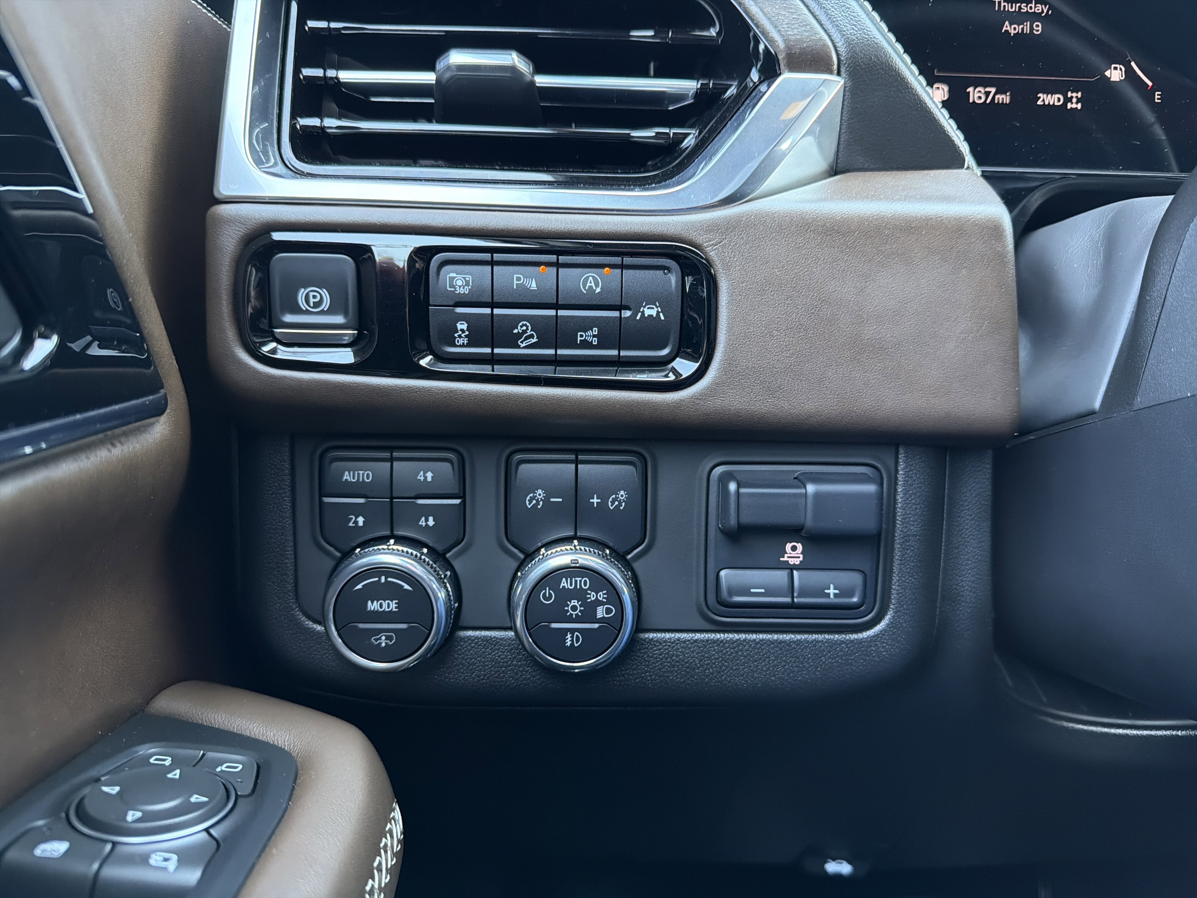 2025 GMC Yukon Denali Ultimate