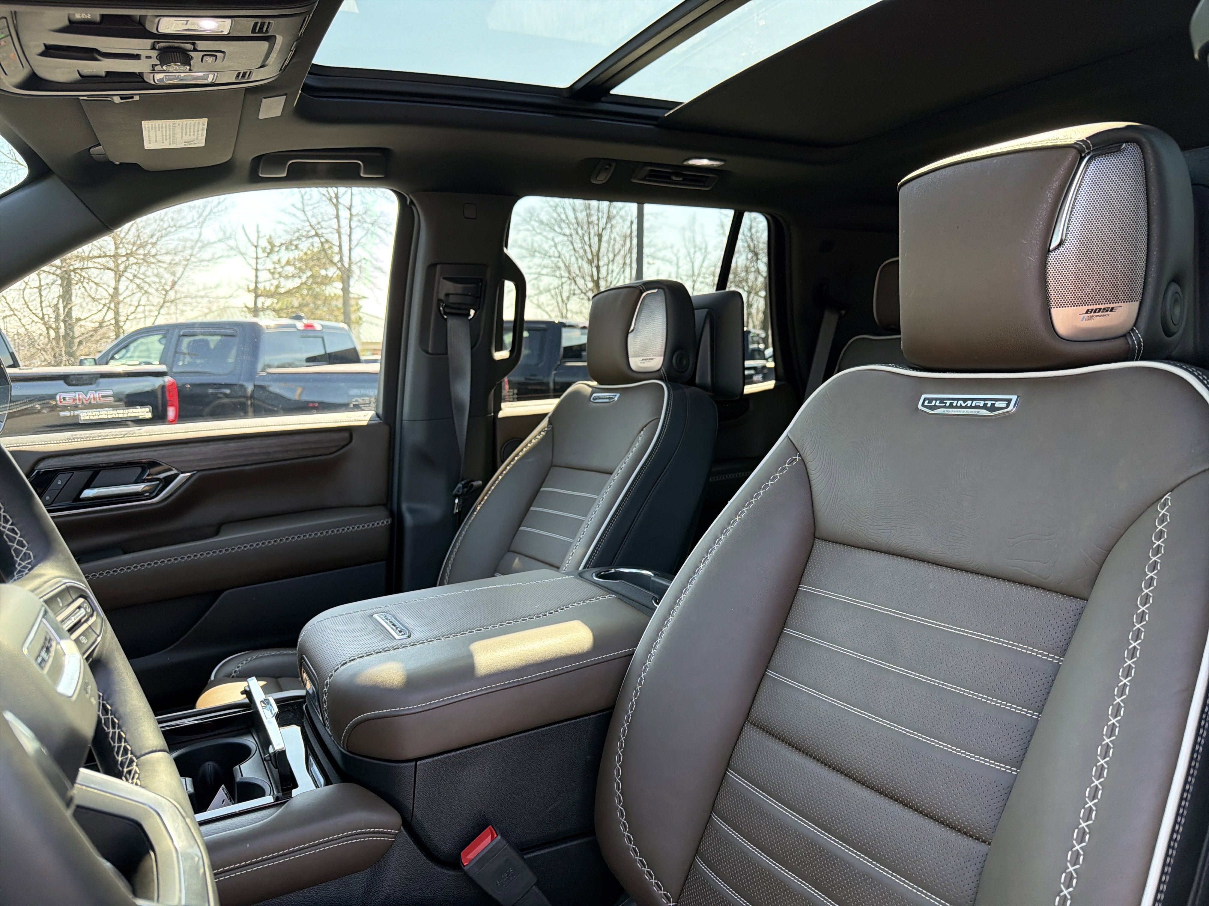 2025 GMC Yukon Denali Ultimate