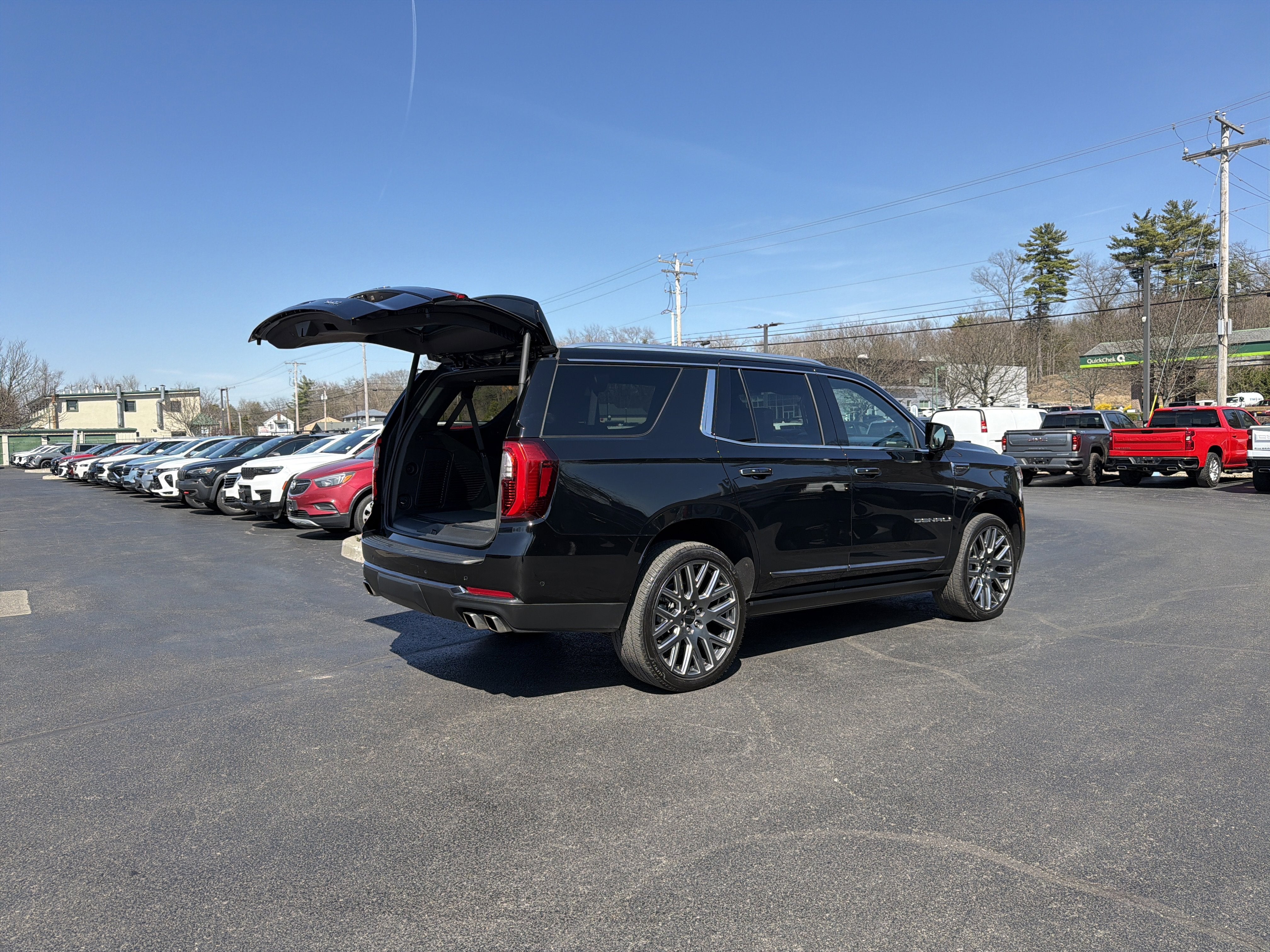 2025 GMC Yukon Denali Ultimate