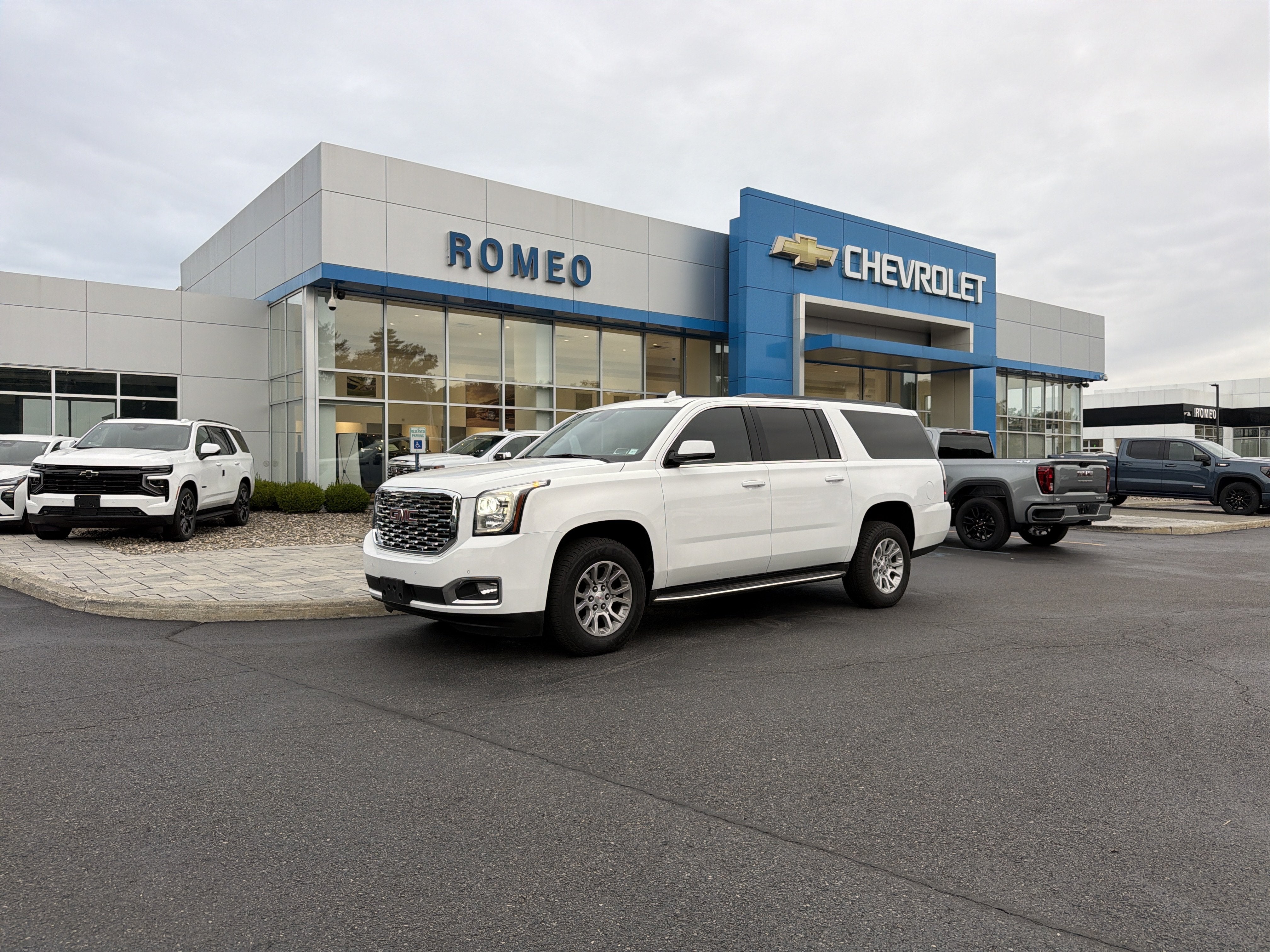 2020 GMC Yukon XL SLT