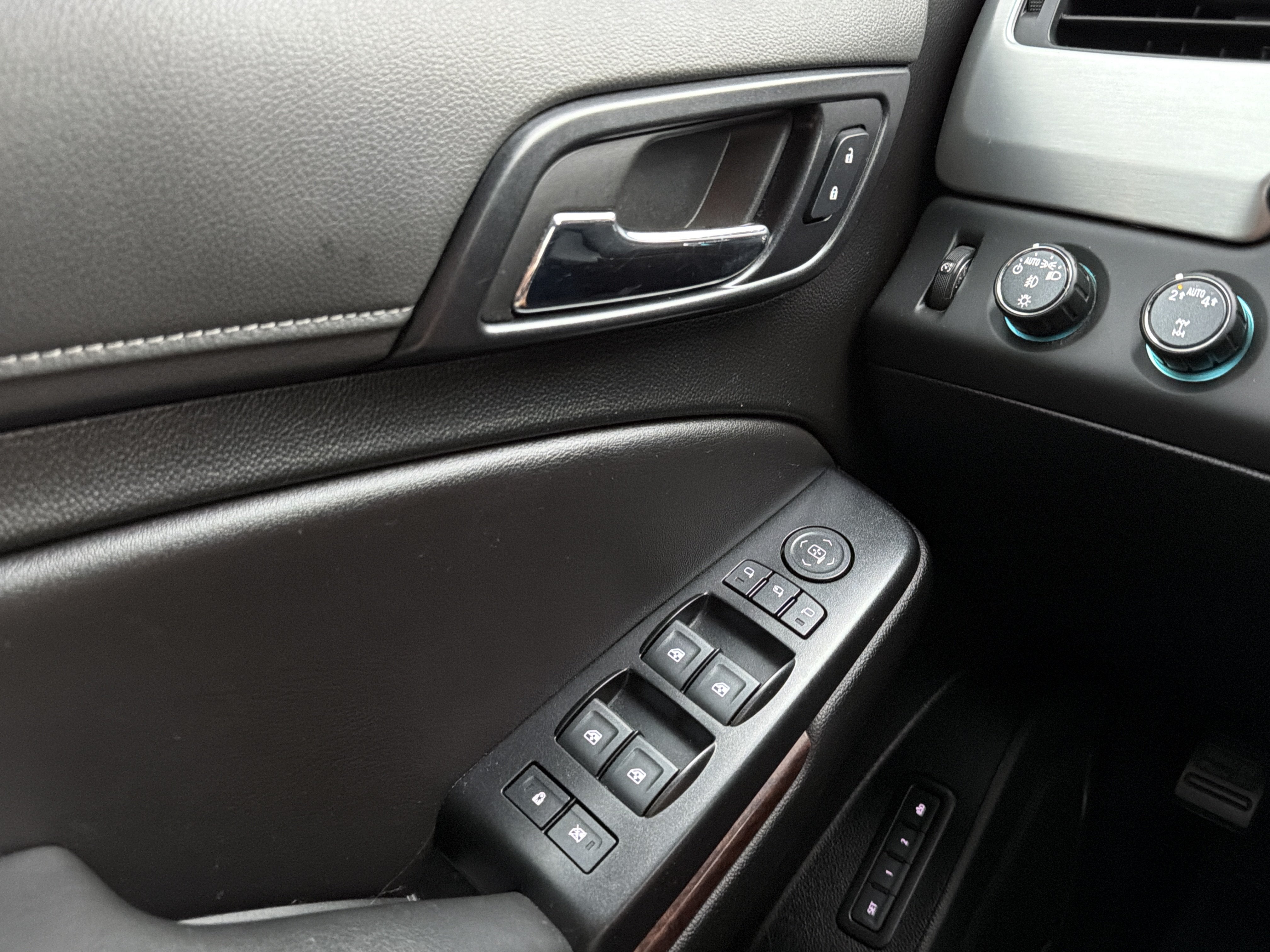 2020 GMC Yukon XL SLT
