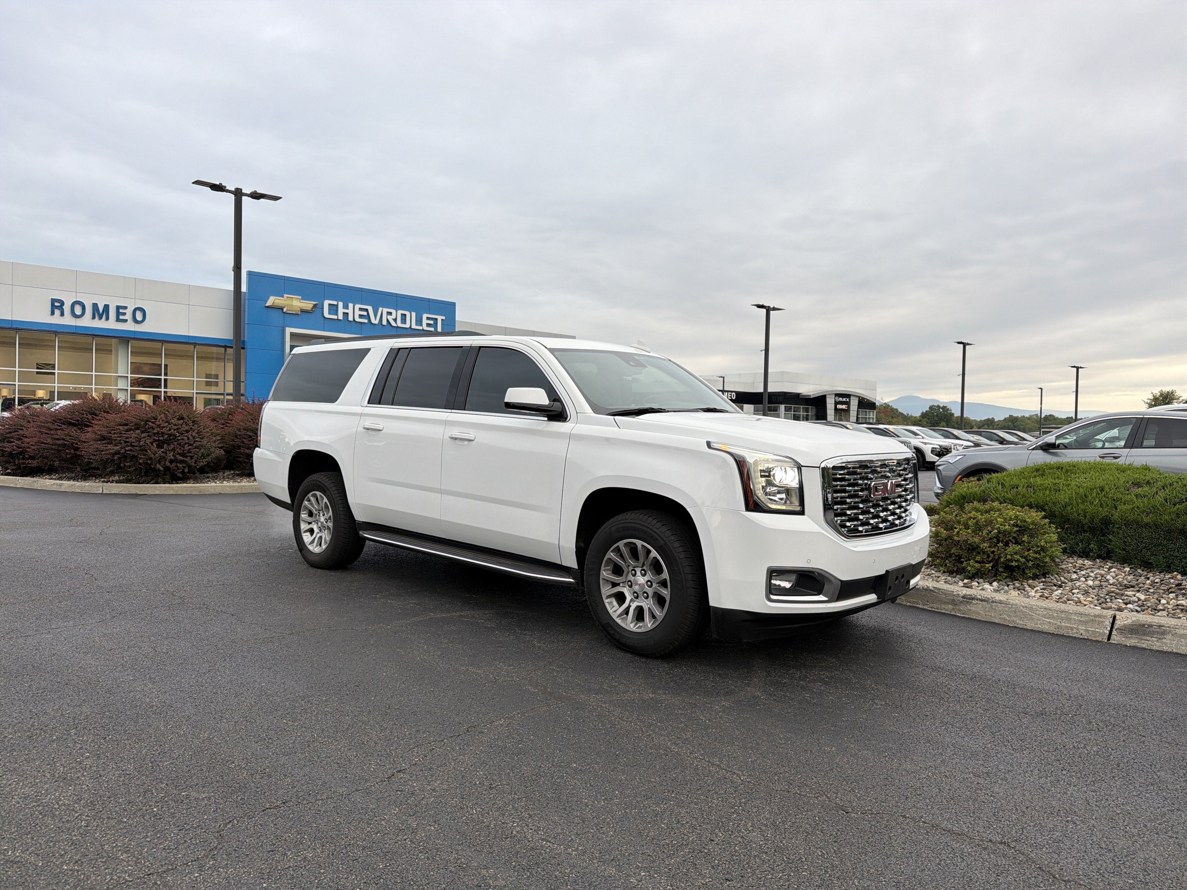 2020 GMC Yukon XL SLT