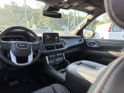 2023 GMC Yukon XL SLT