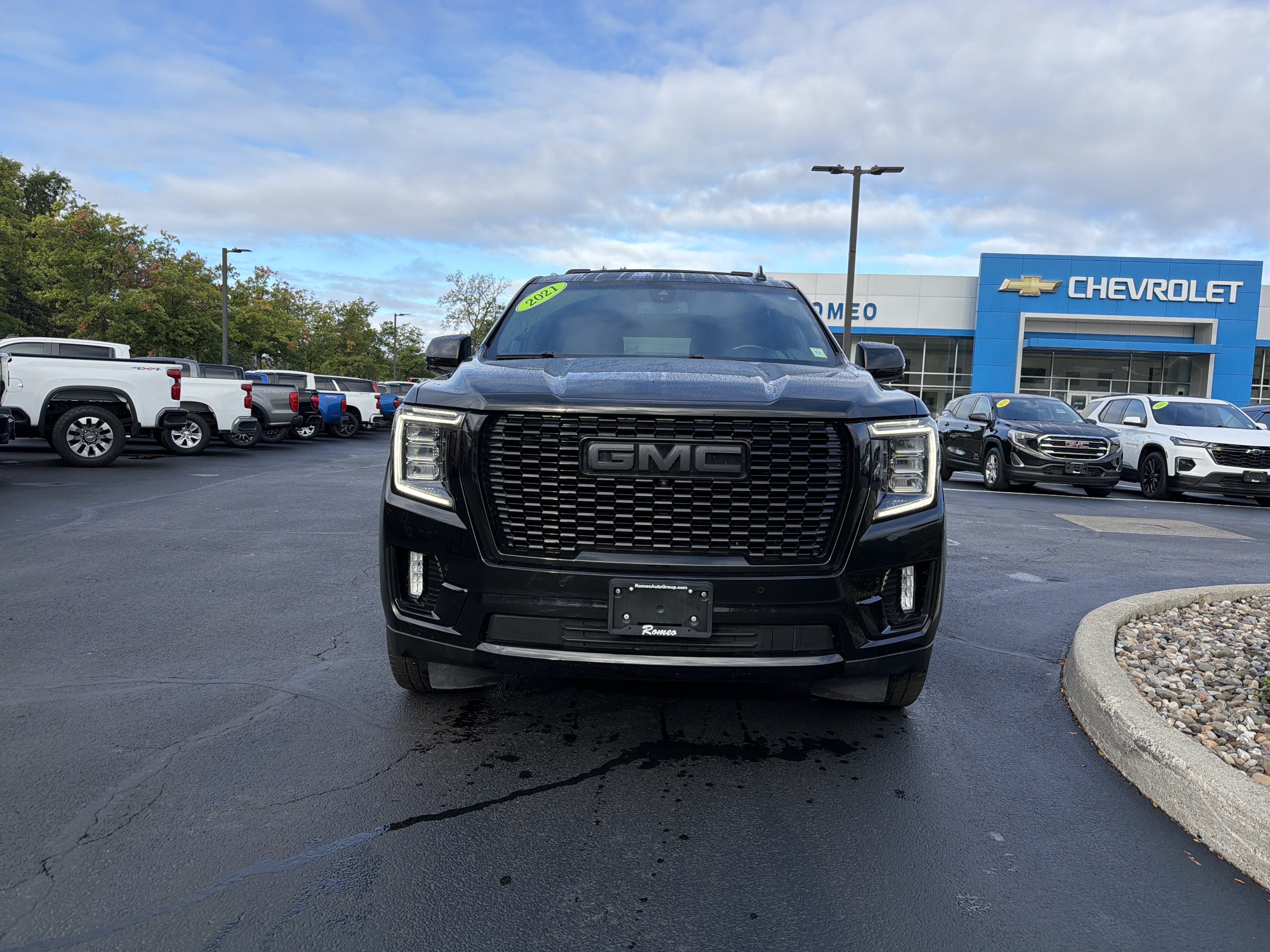 2021 GMC Yukon XL SLT