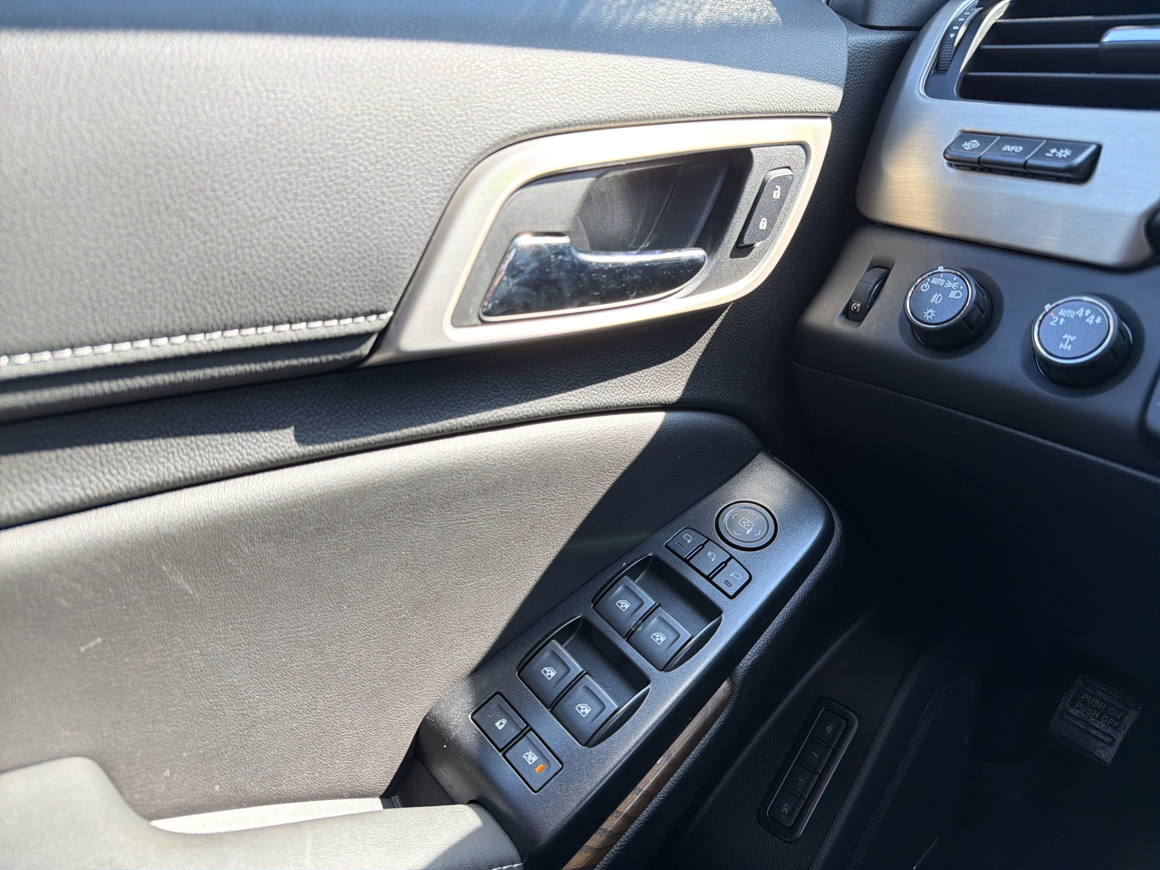 2020 GMC Yukon XL Denali