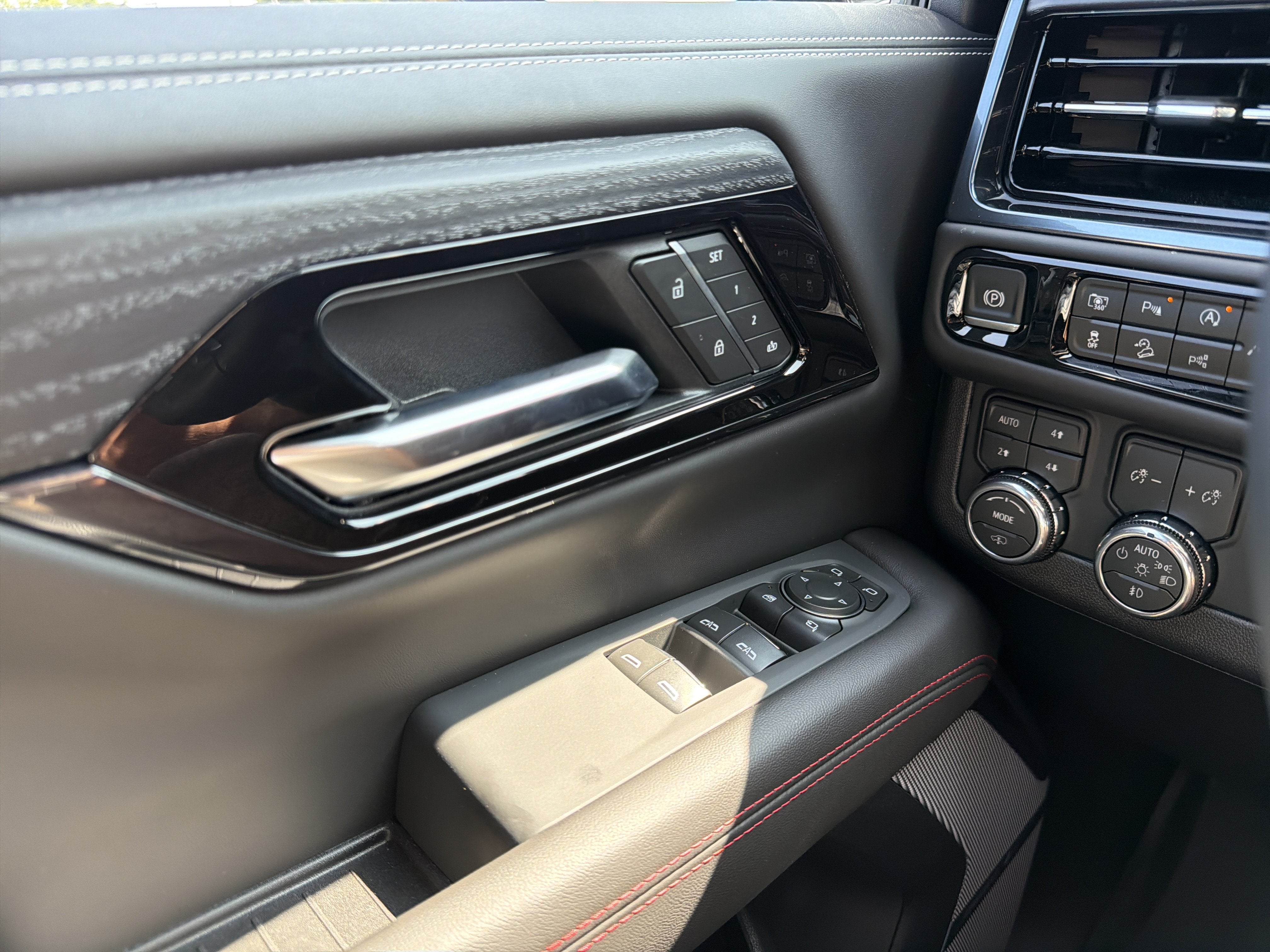 2026 GMC Yukon XL AT4 Ultimate