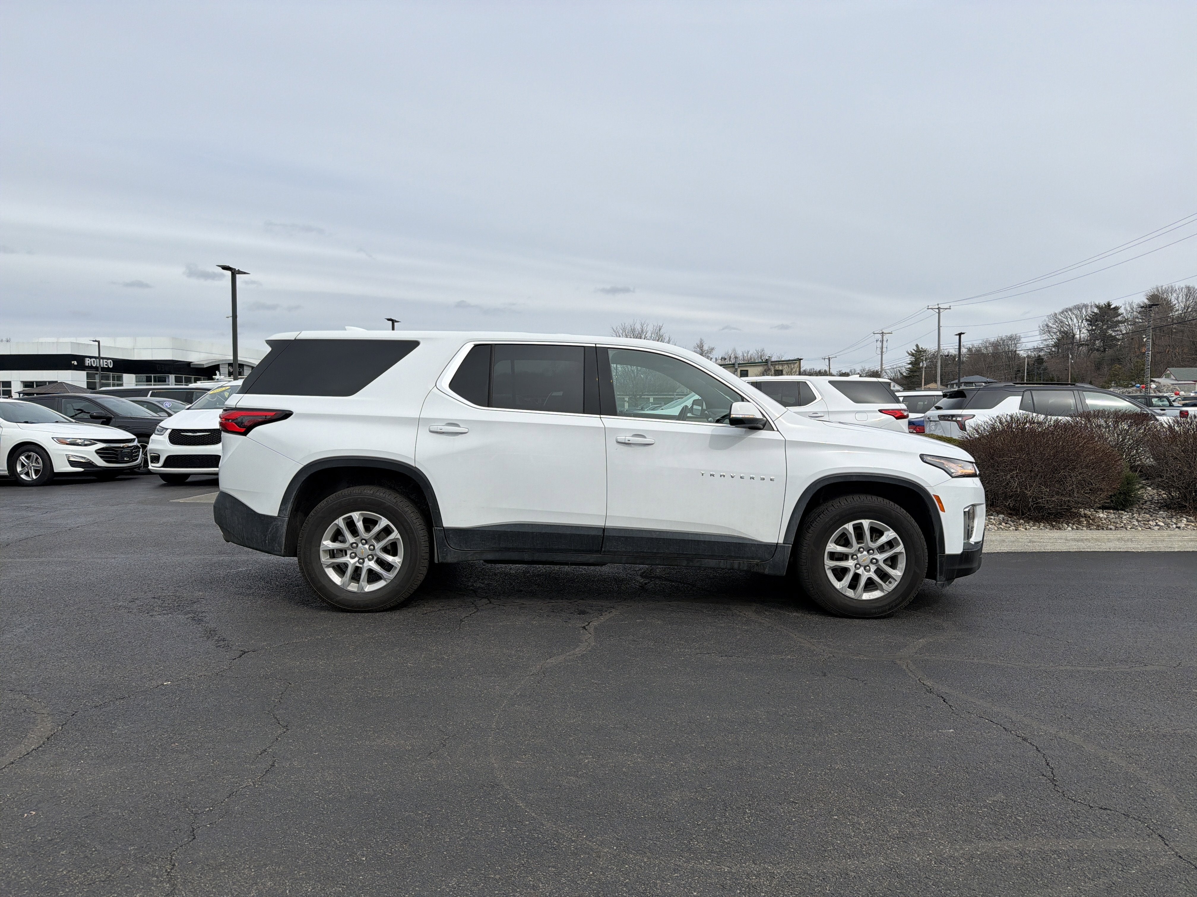 2024 Chevrolet Traverse Limited LS
