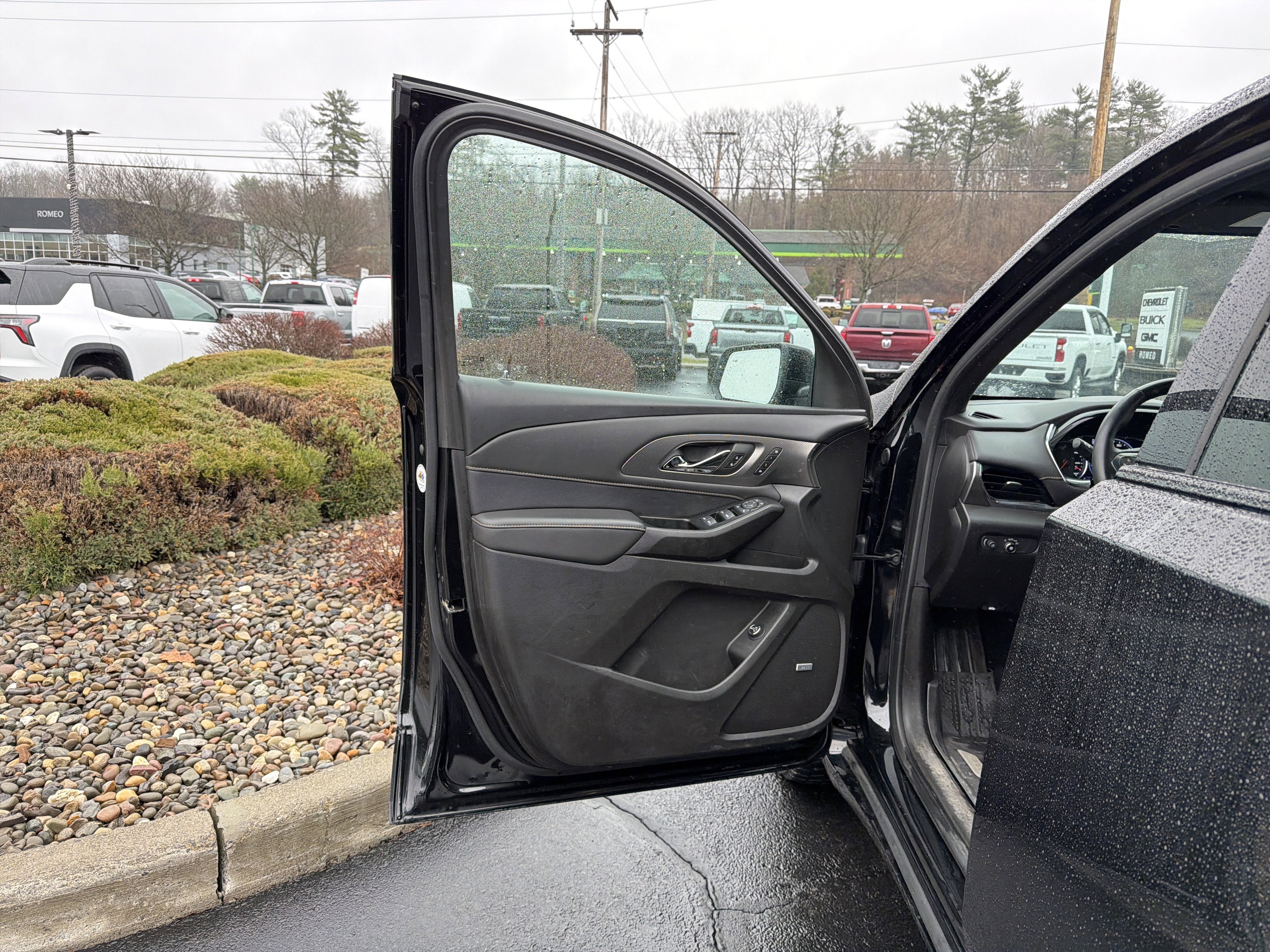 2024 Chevrolet Traverse Limited Premier