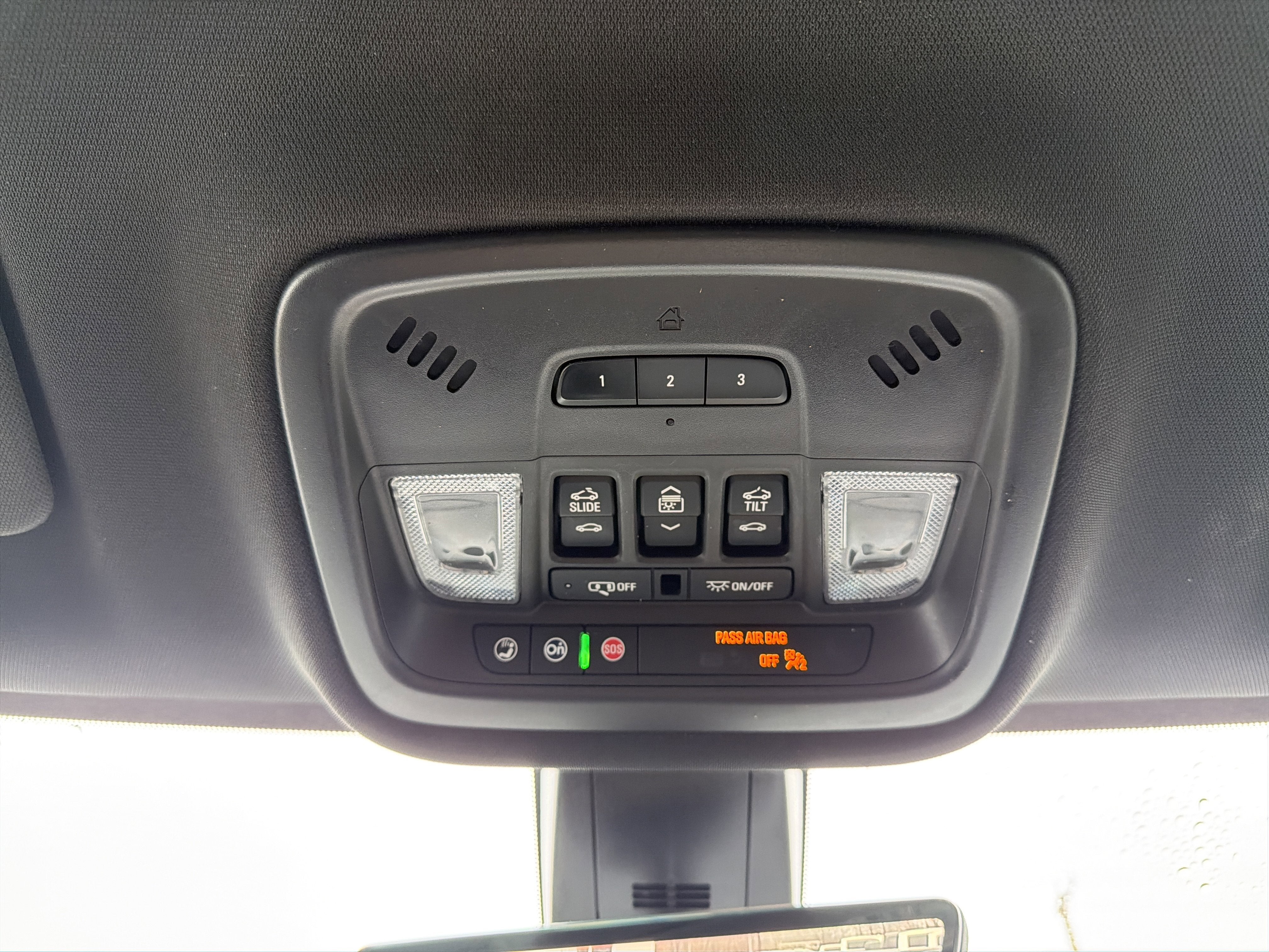 2024 Chevrolet Traverse Limited Premier