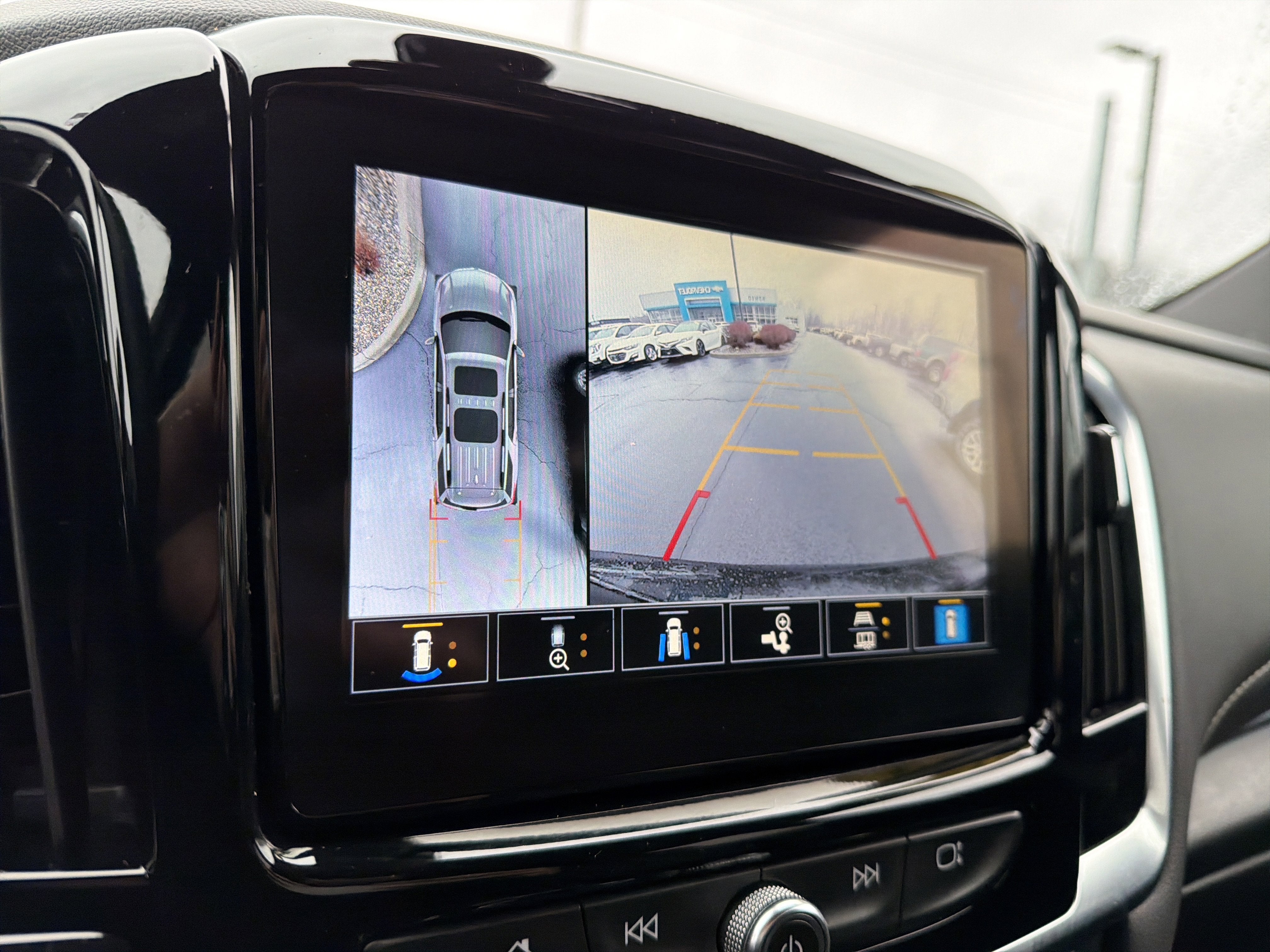 2024 Chevrolet Traverse Limited Premier