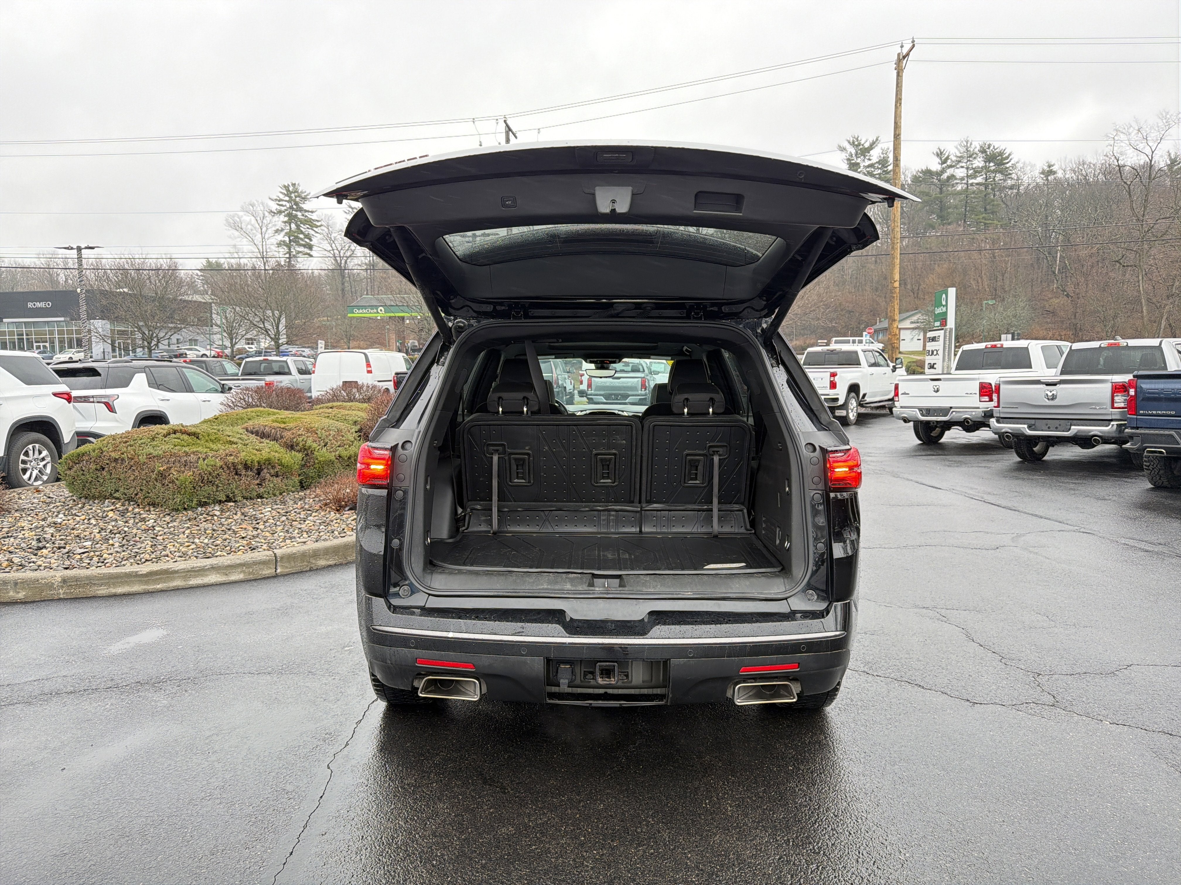 2024 Chevrolet Traverse Limited Premier