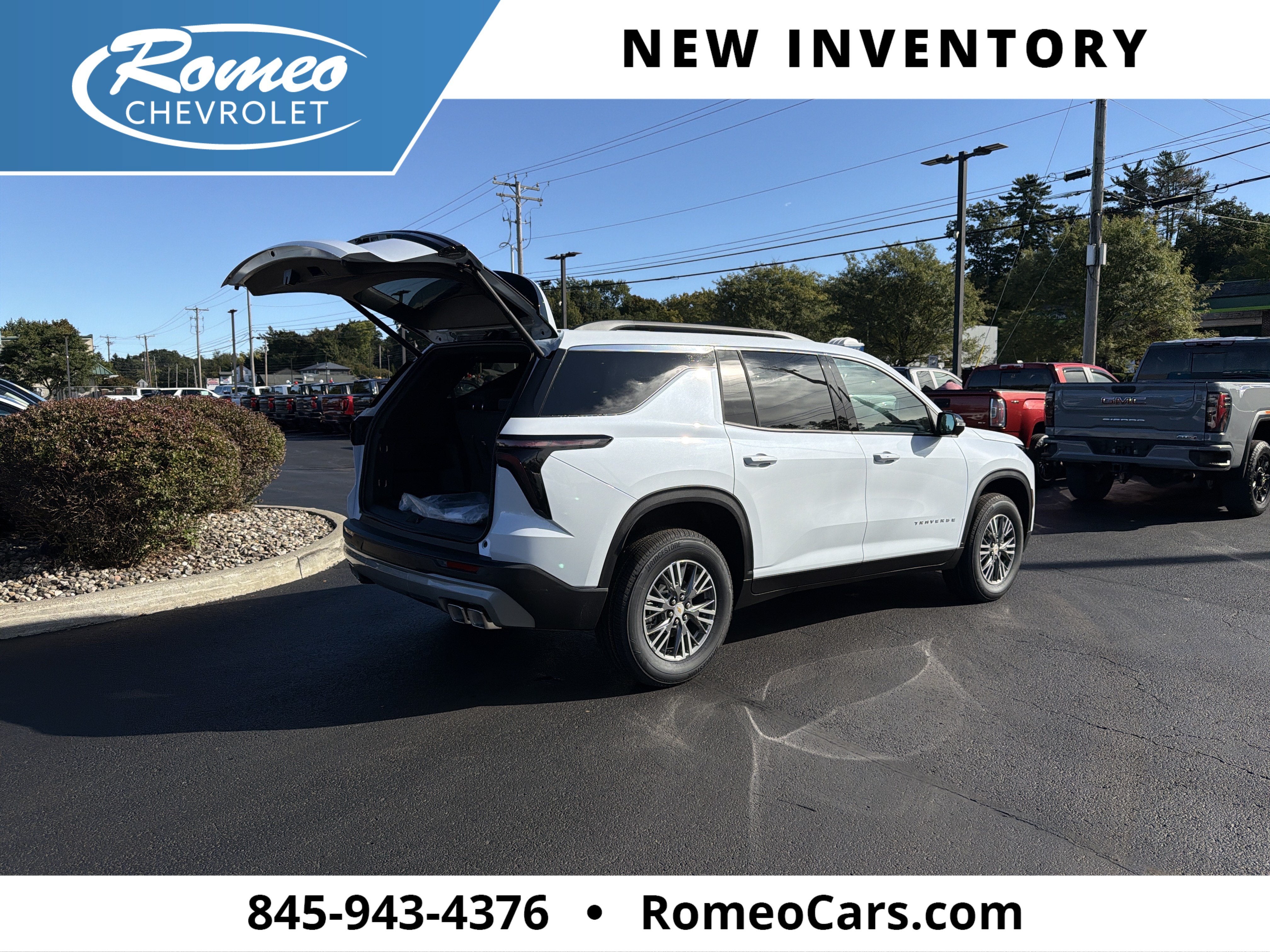 2027 Chevrolet Traverse LT