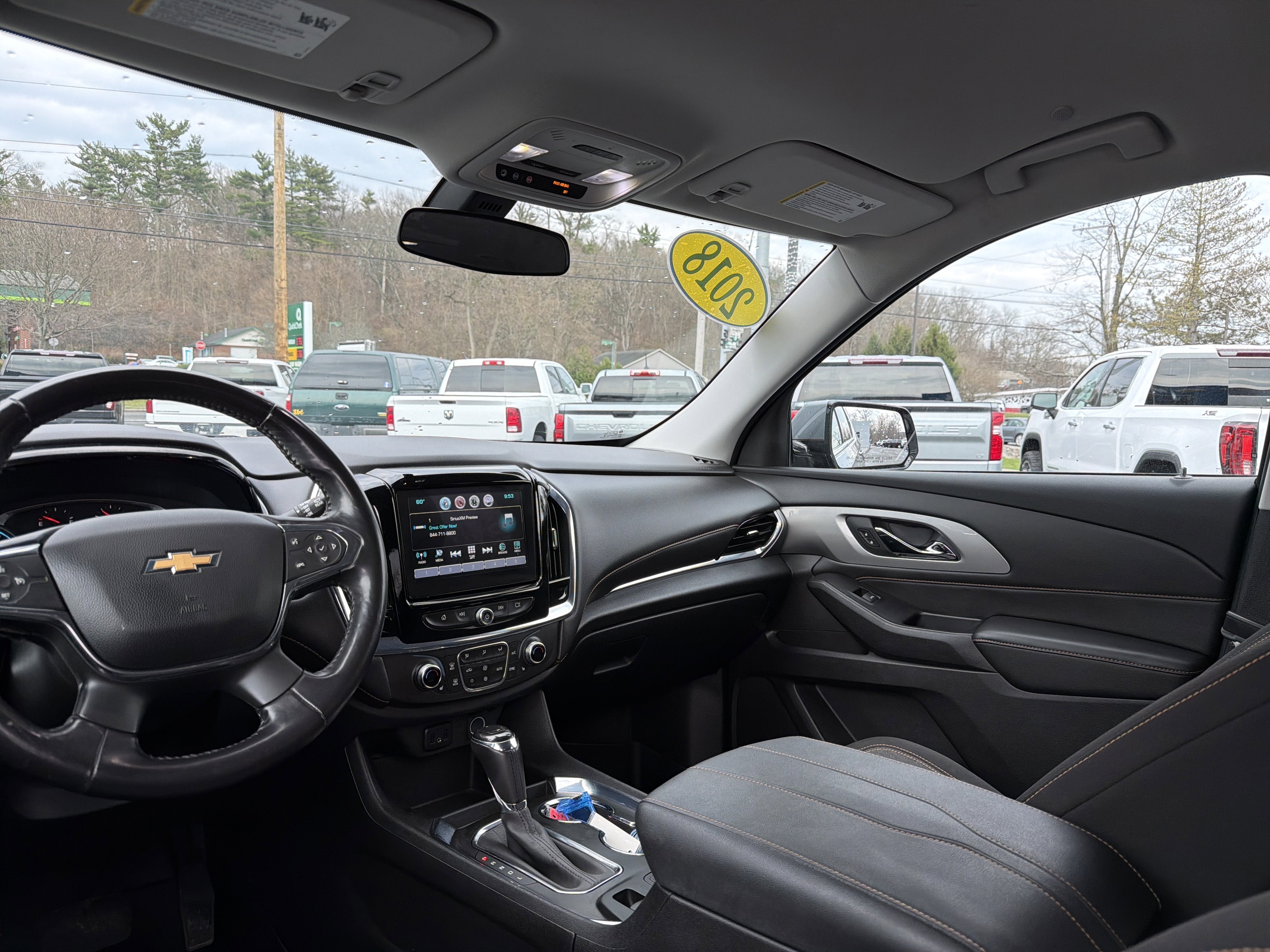 2018 Chevrolet Traverse LT Cloth