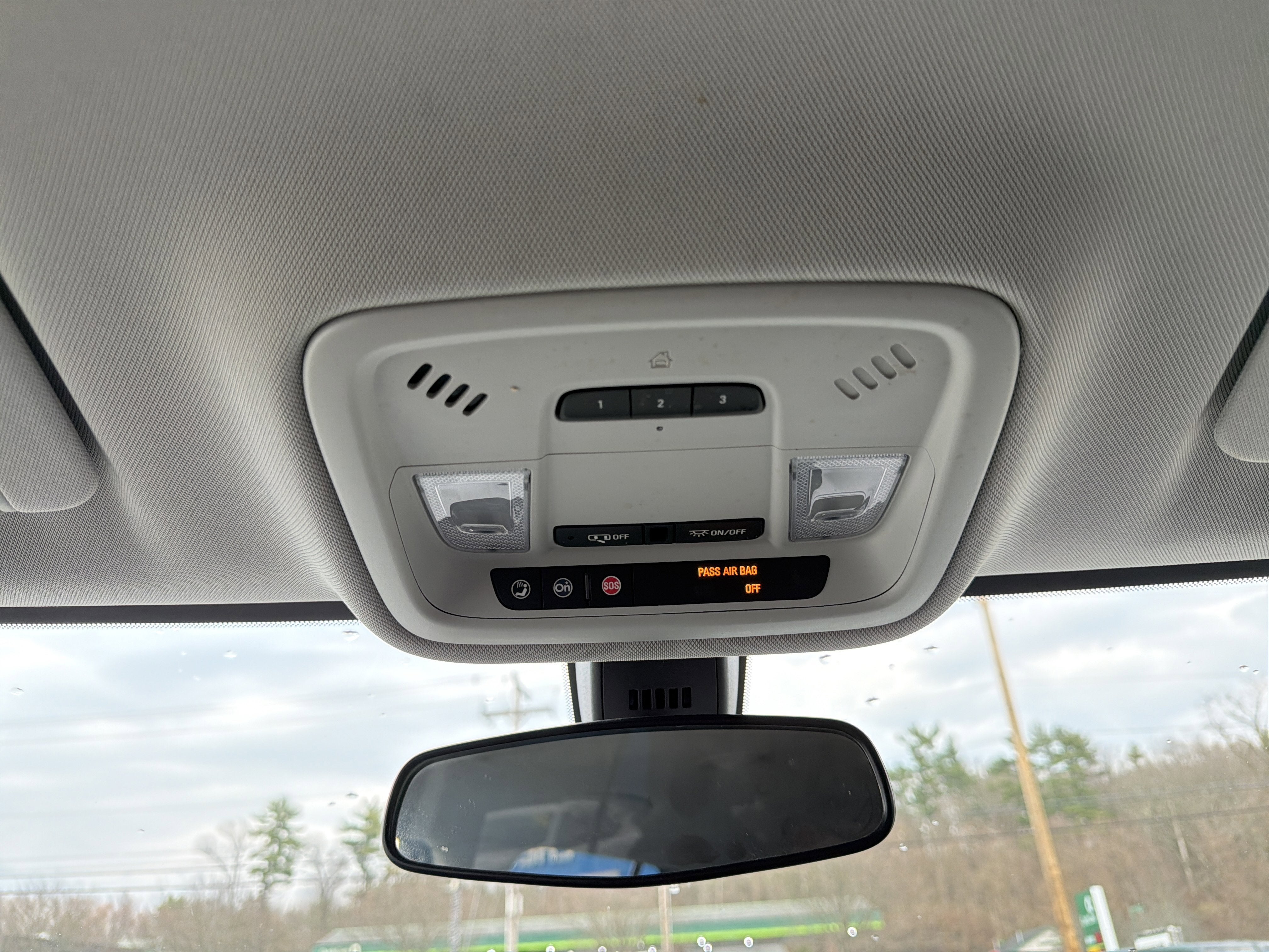 2018 Chevrolet Traverse LT Cloth