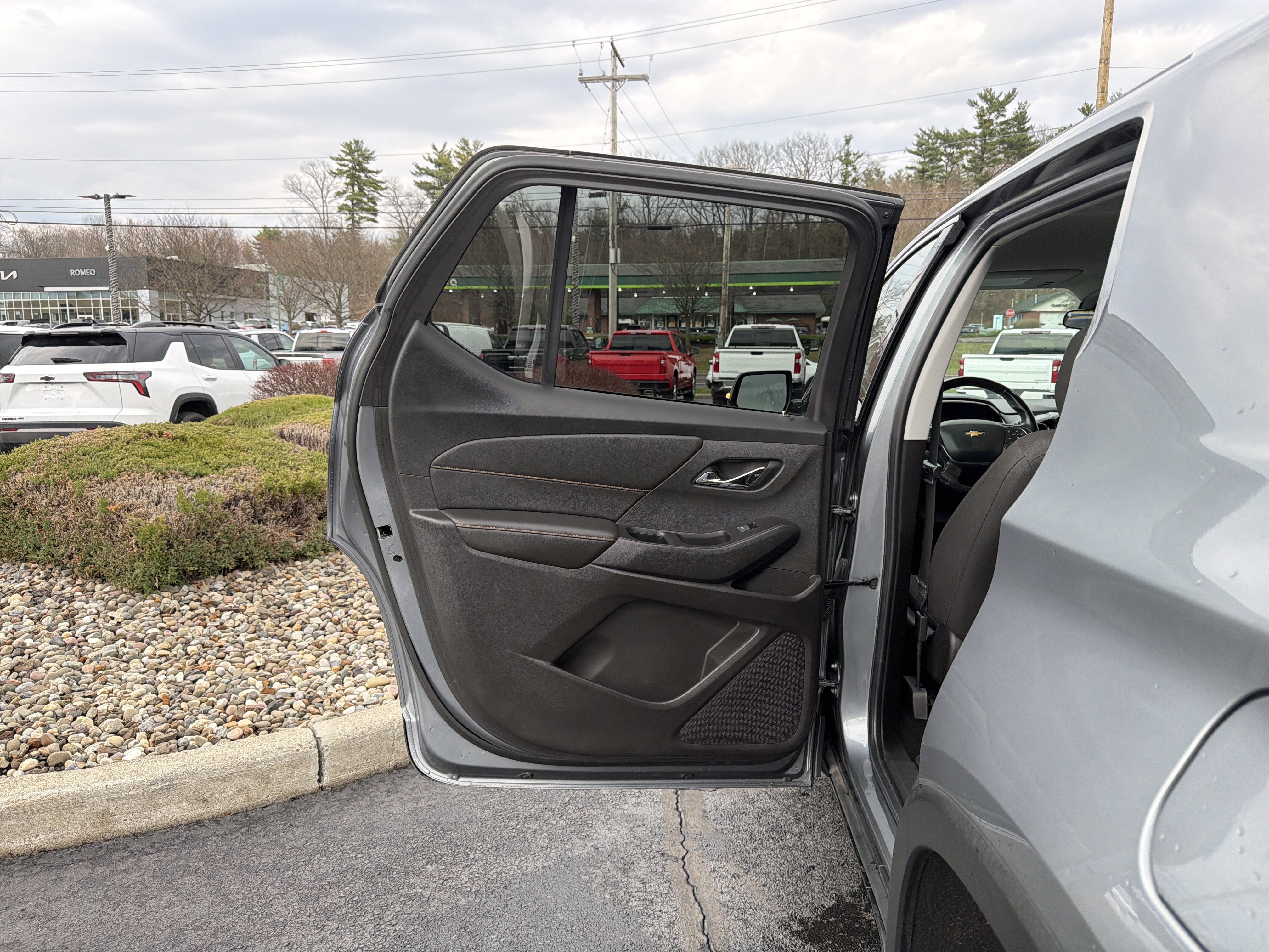 2018 Chevrolet Traverse LT Cloth