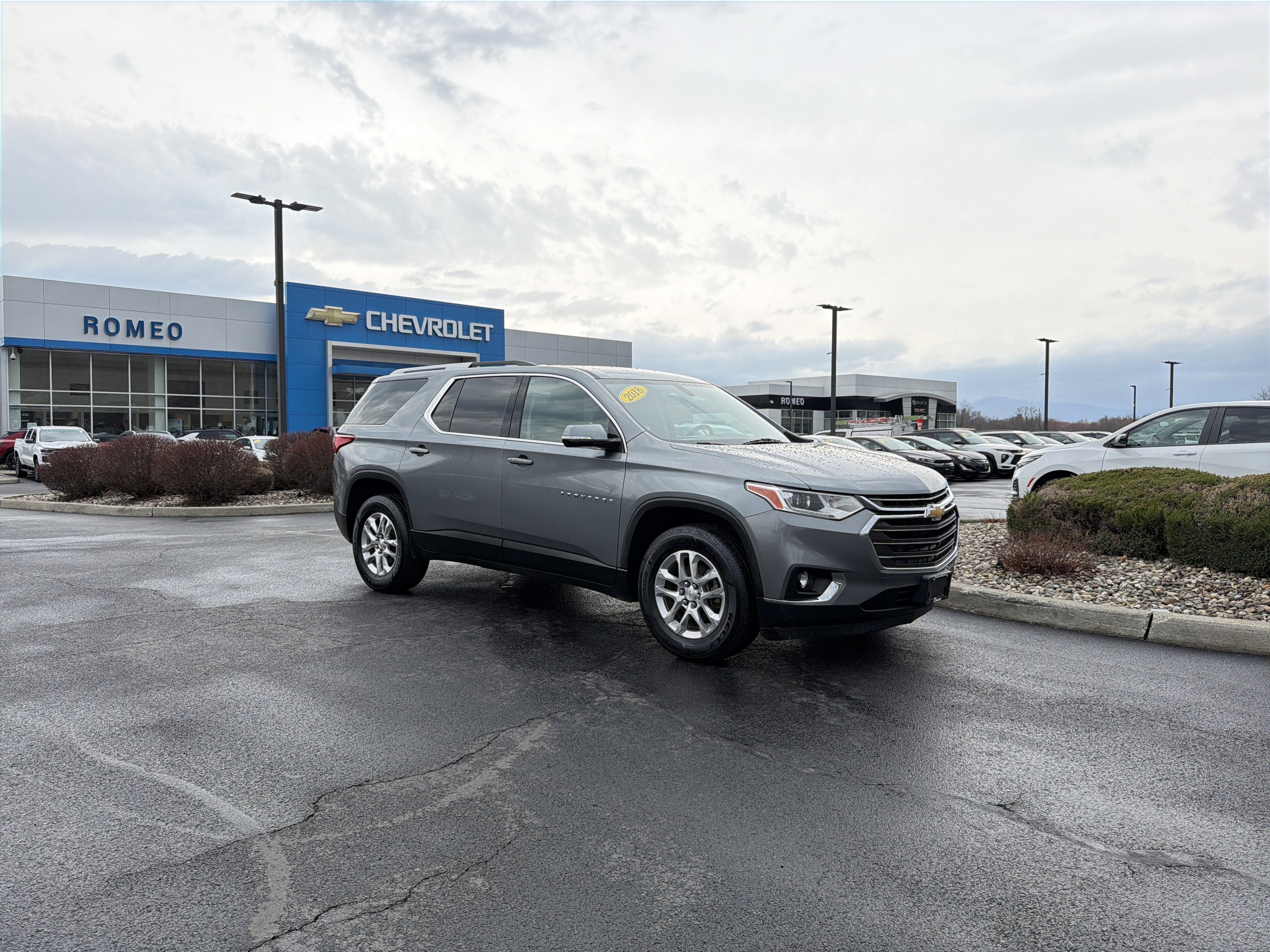 2018 Chevrolet Traverse LT Cloth