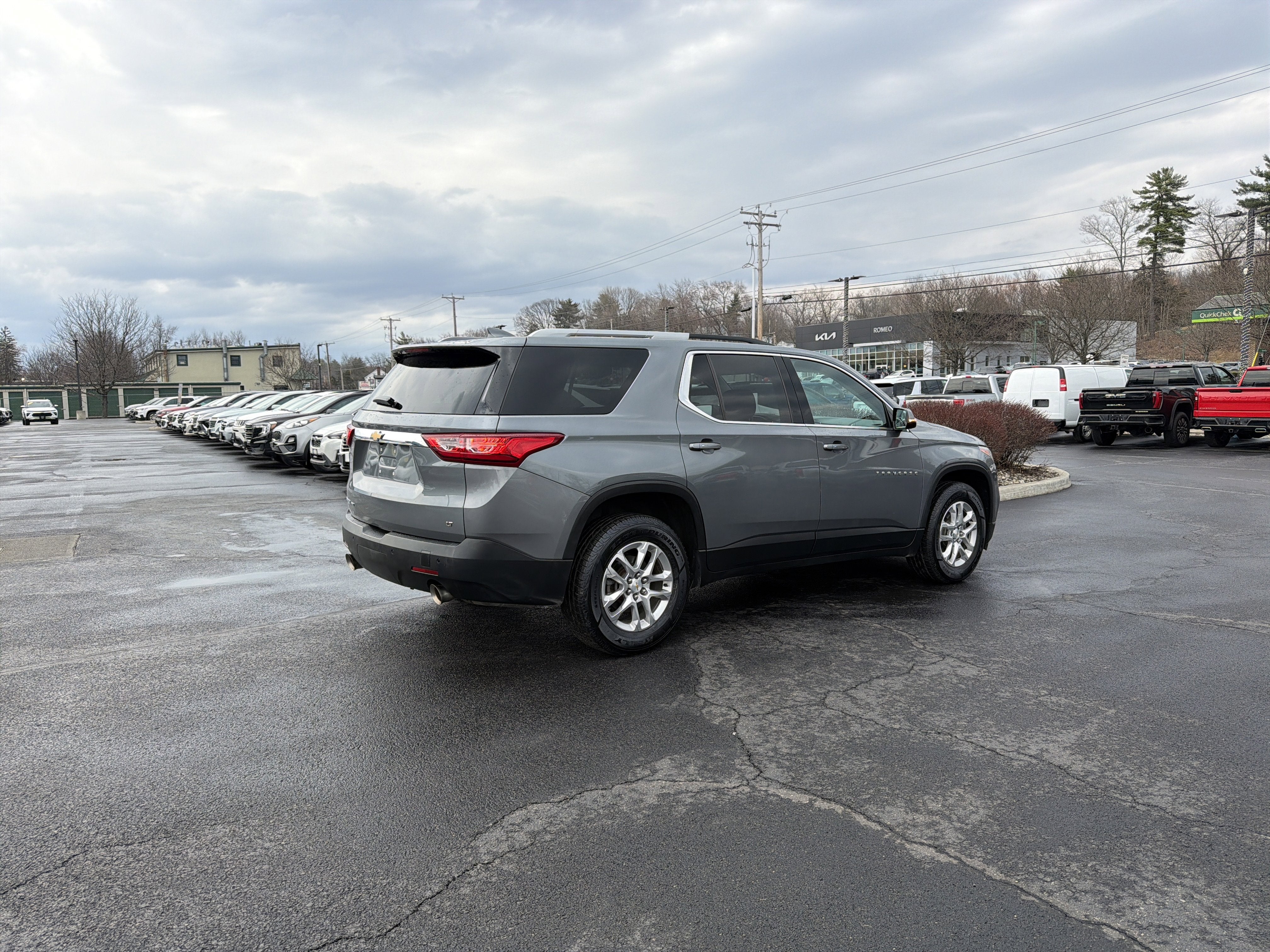 2018 Chevrolet Traverse LT Cloth