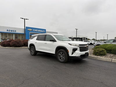 2025 Chevrolet Traverse LT