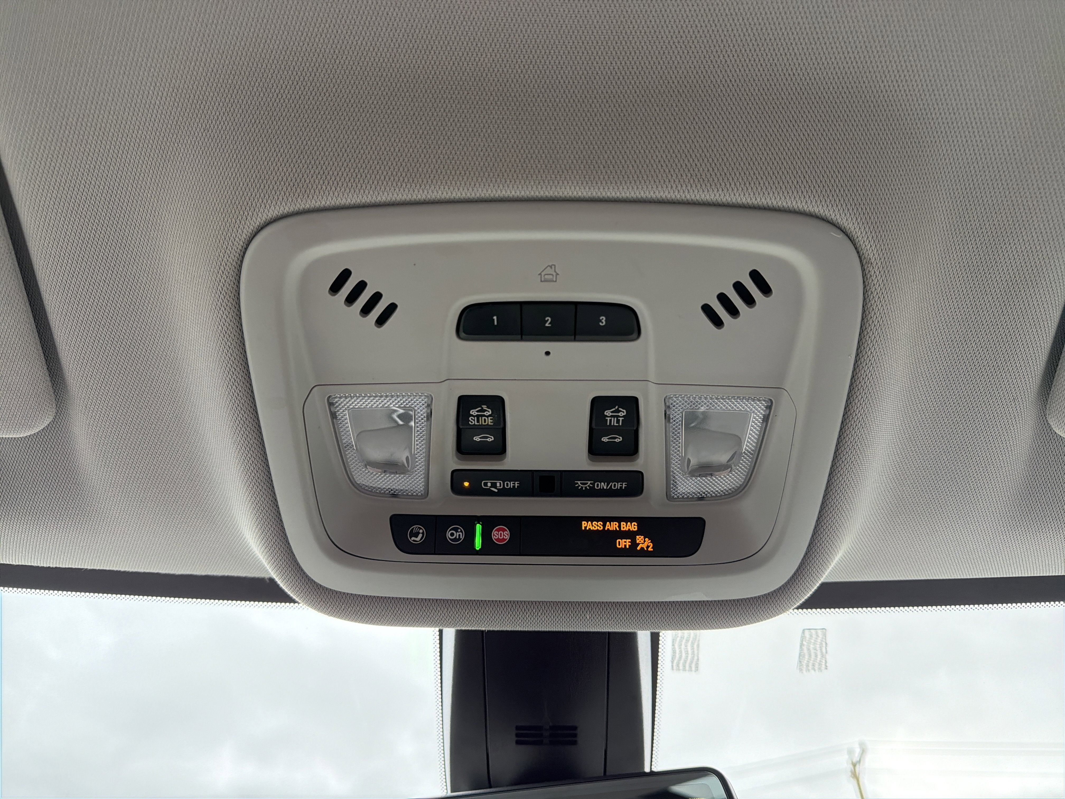 2020 Chevrolet Traverse LT Leather