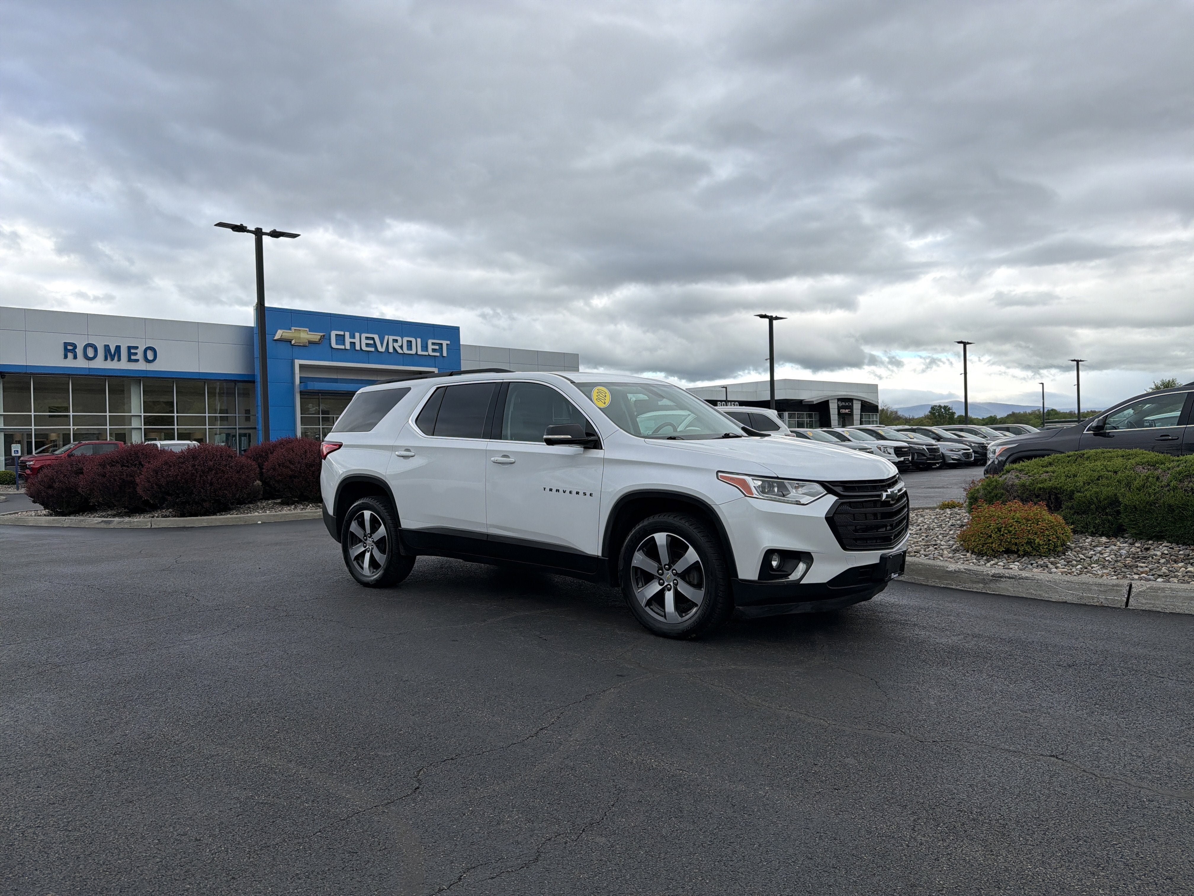 2020 Chevrolet Traverse LT Leather