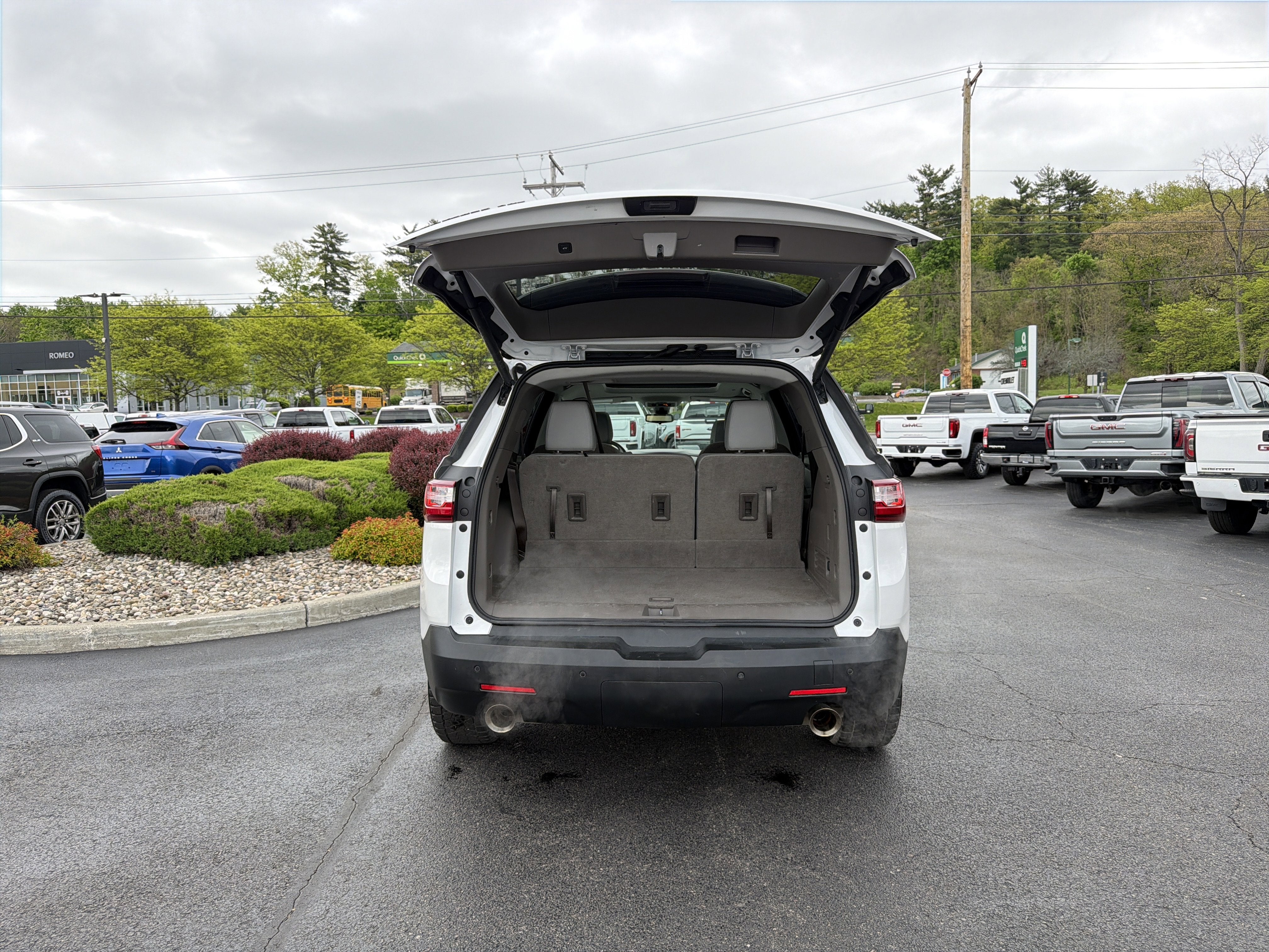 2020 Chevrolet Traverse LT Leather