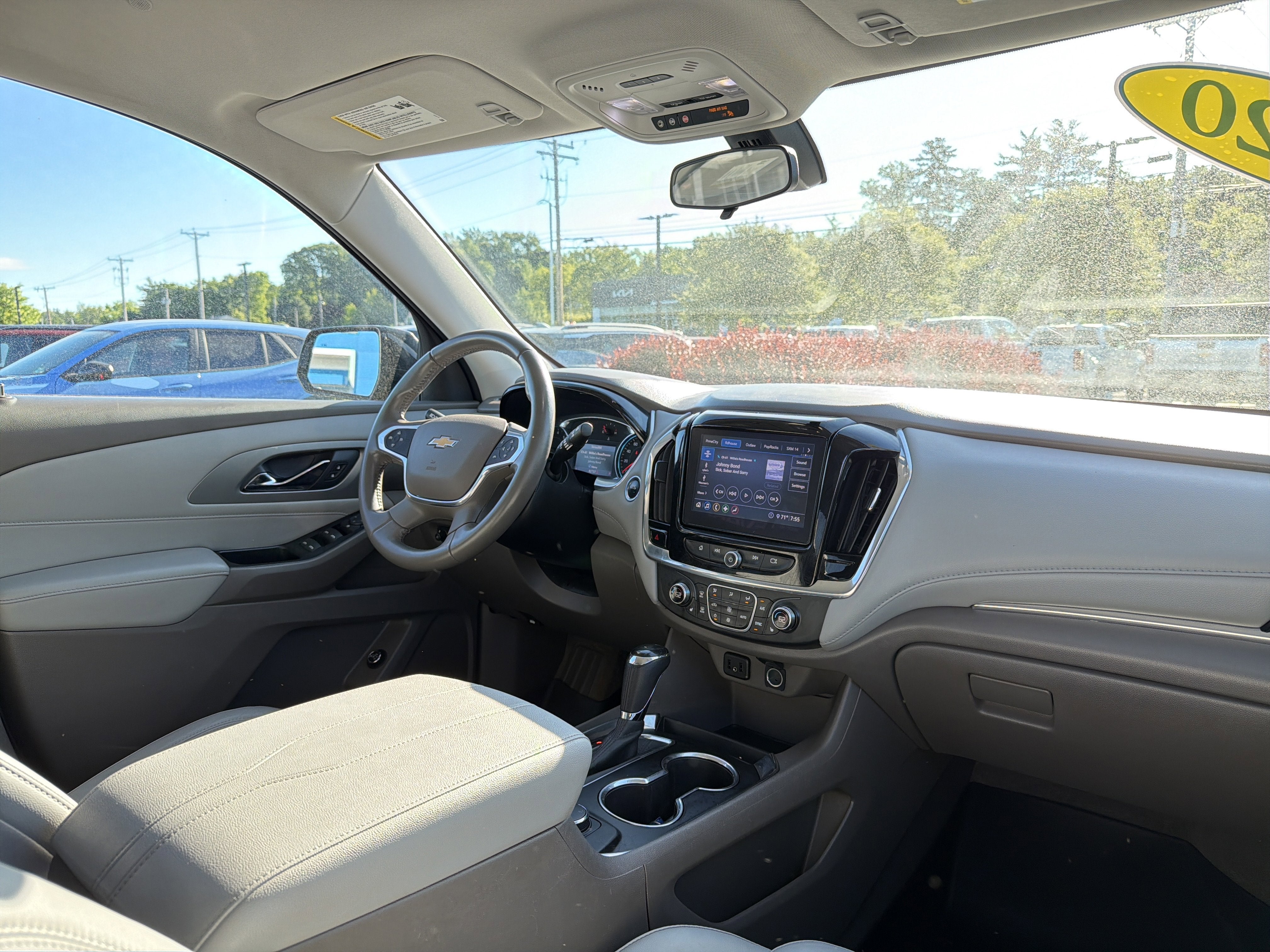2020 Chevrolet Traverse LT Leather