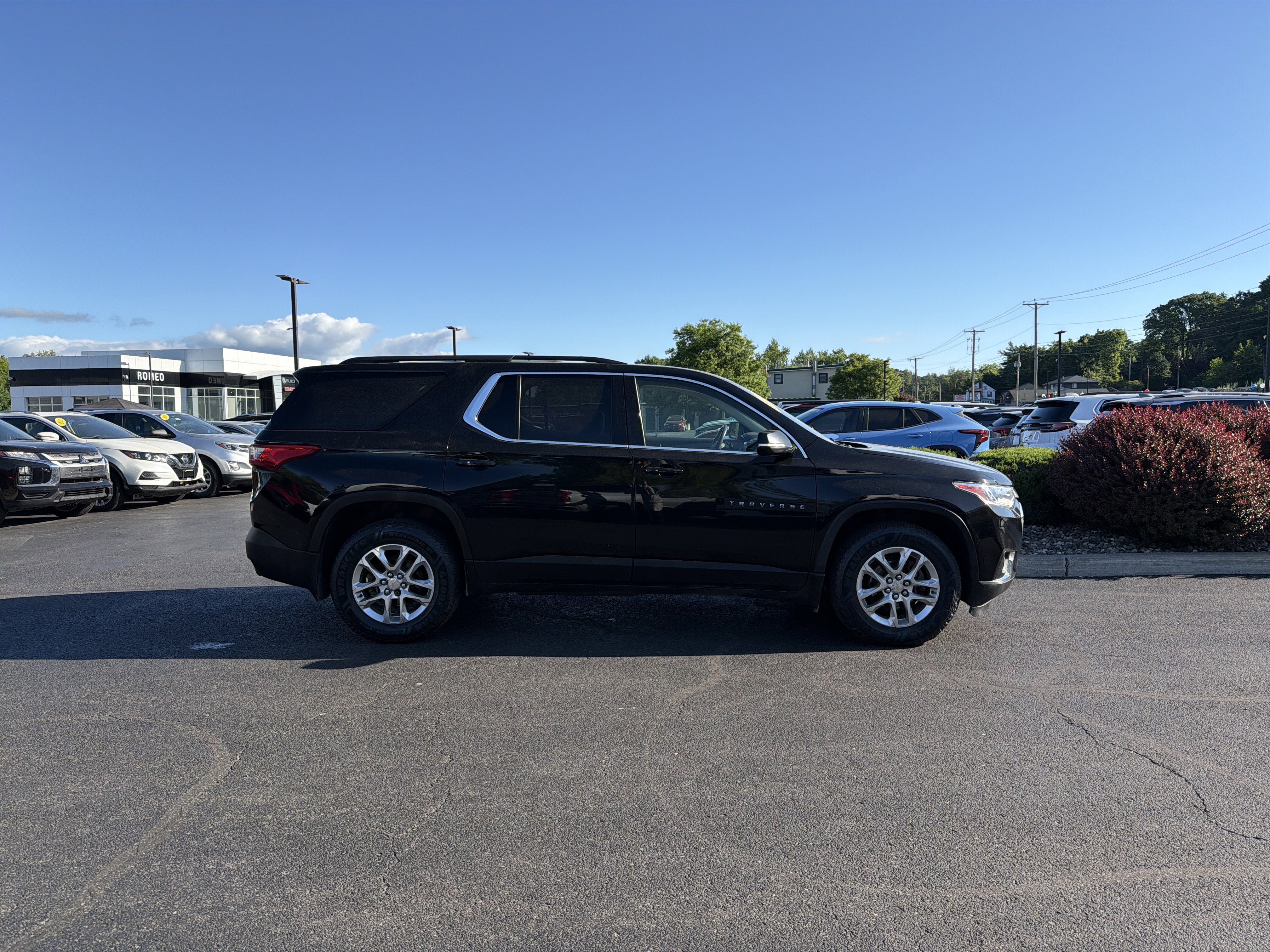2020 Chevrolet Traverse LT Leather