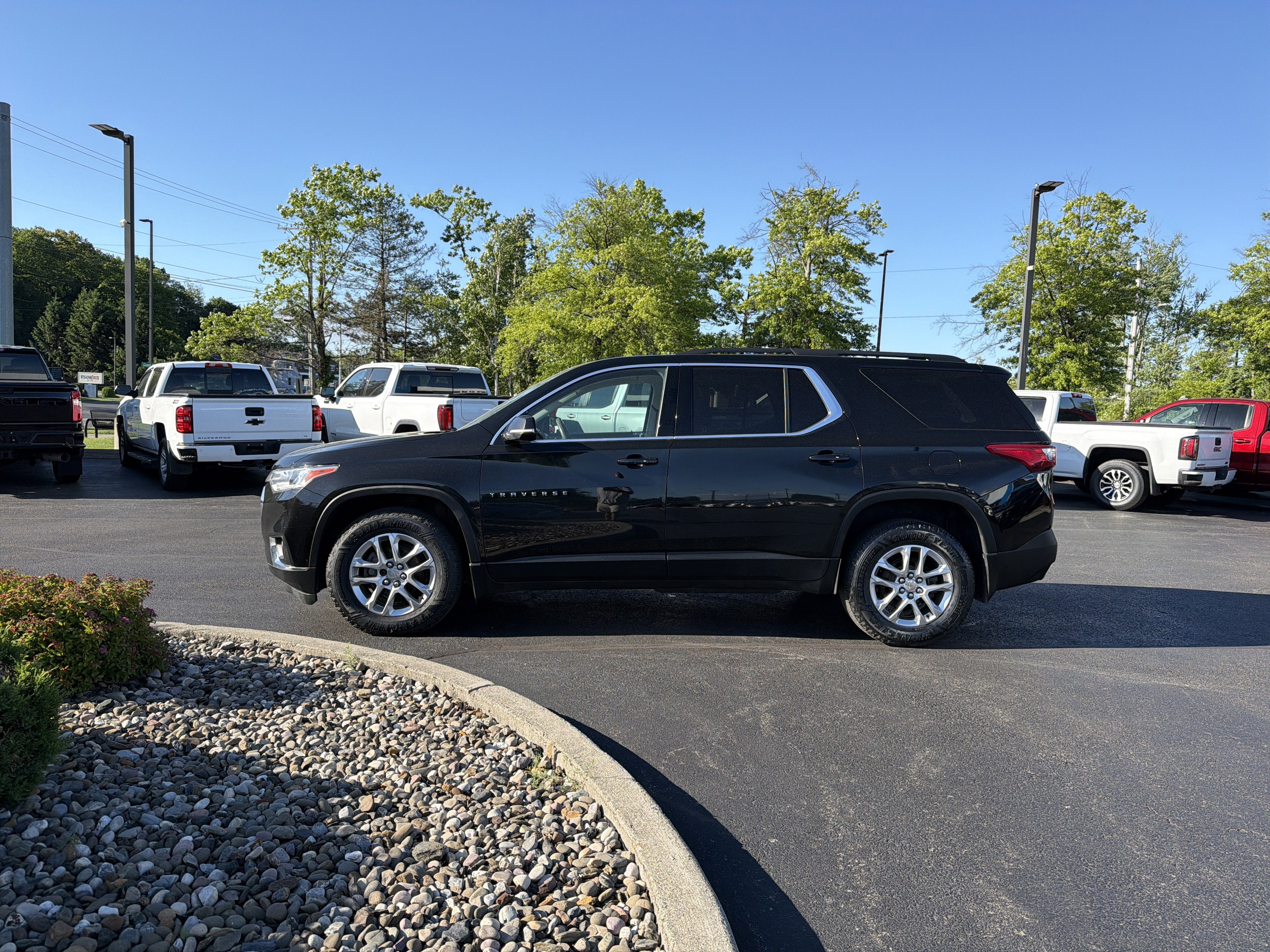 2020 Chevrolet Traverse LT Leather