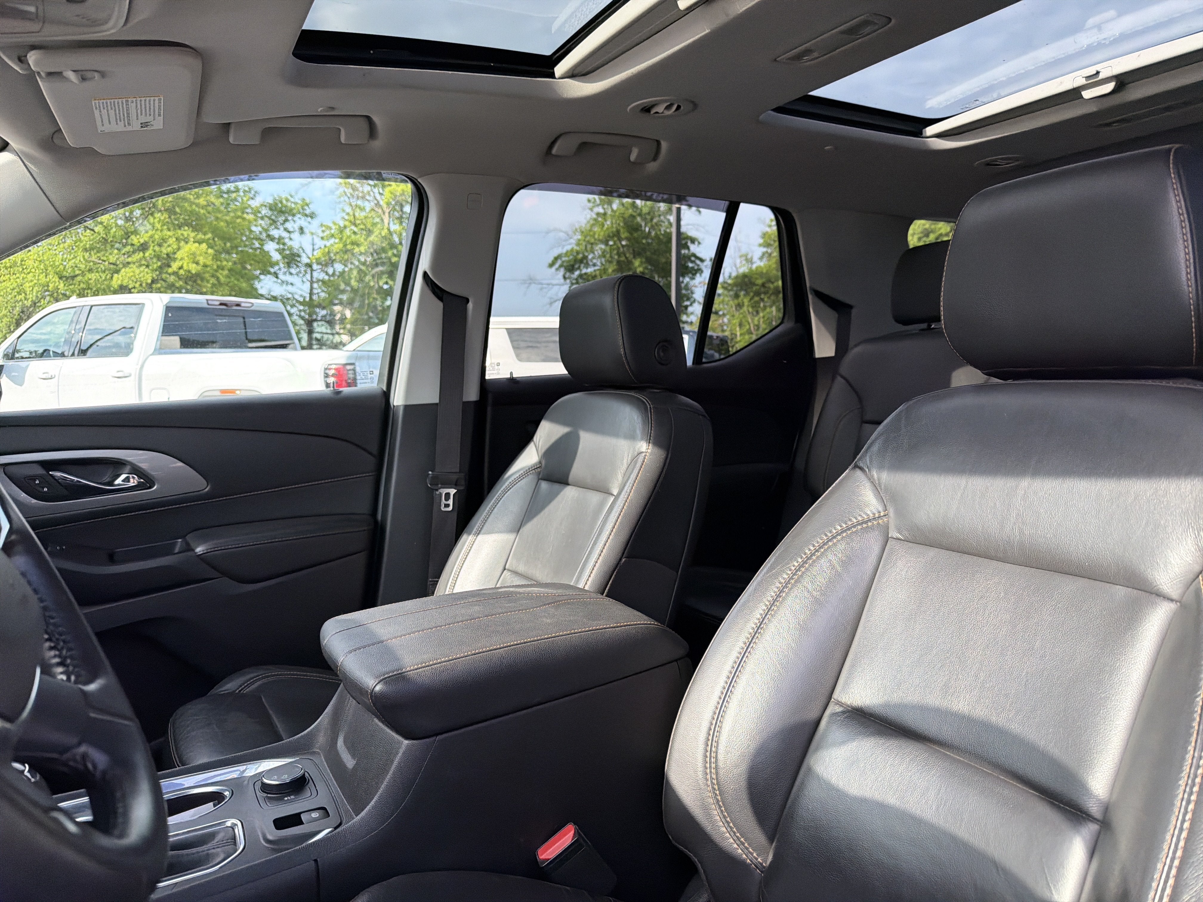 2020 Chevrolet Traverse LT Leather