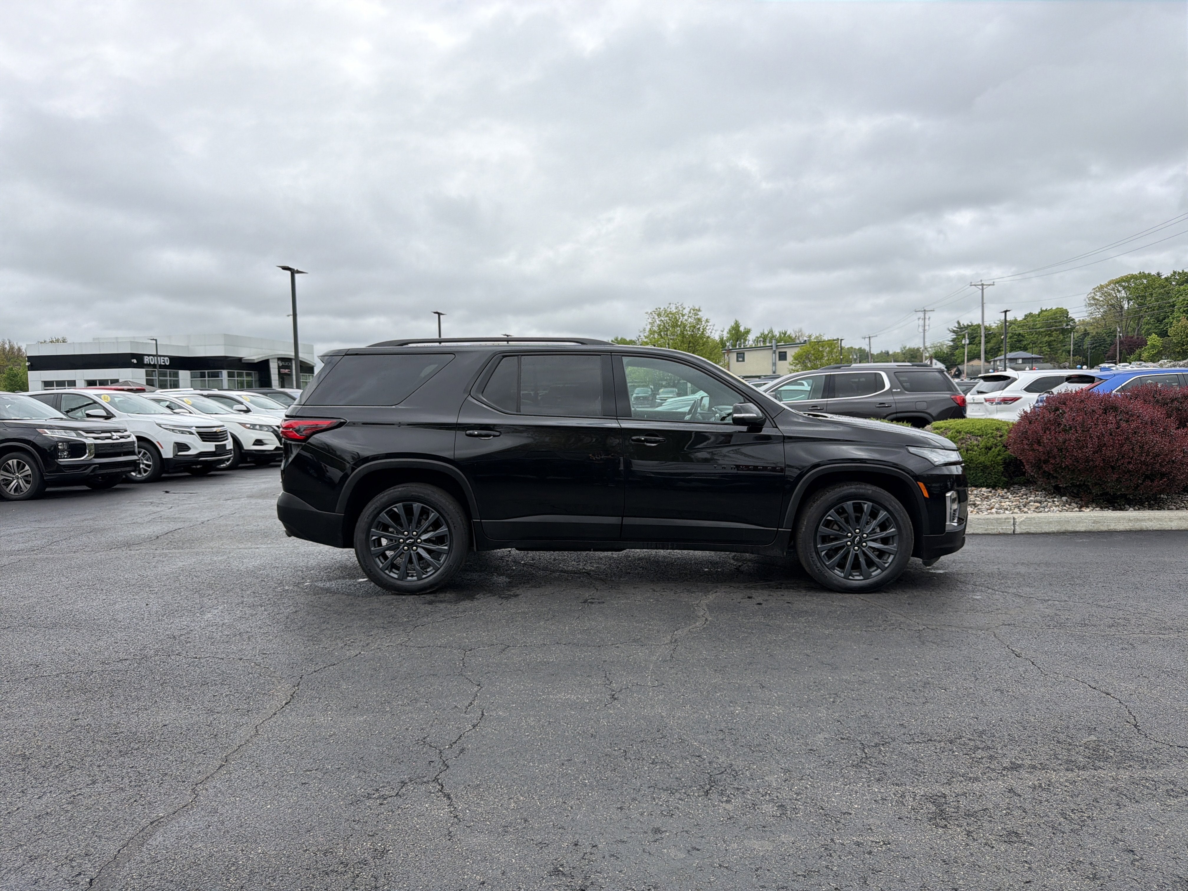 2023 Chevrolet Traverse RS