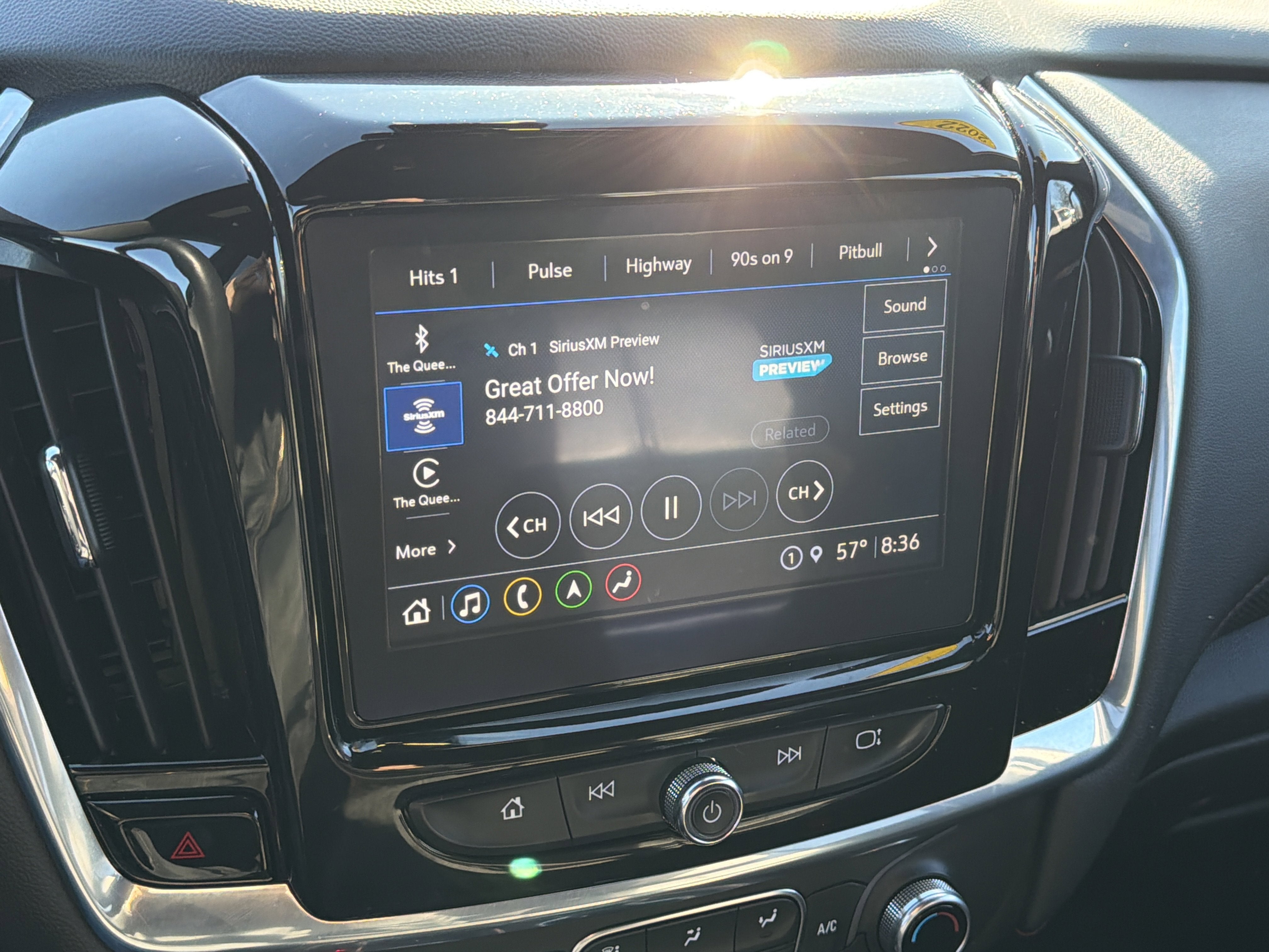 2022 Chevrolet Traverse RS