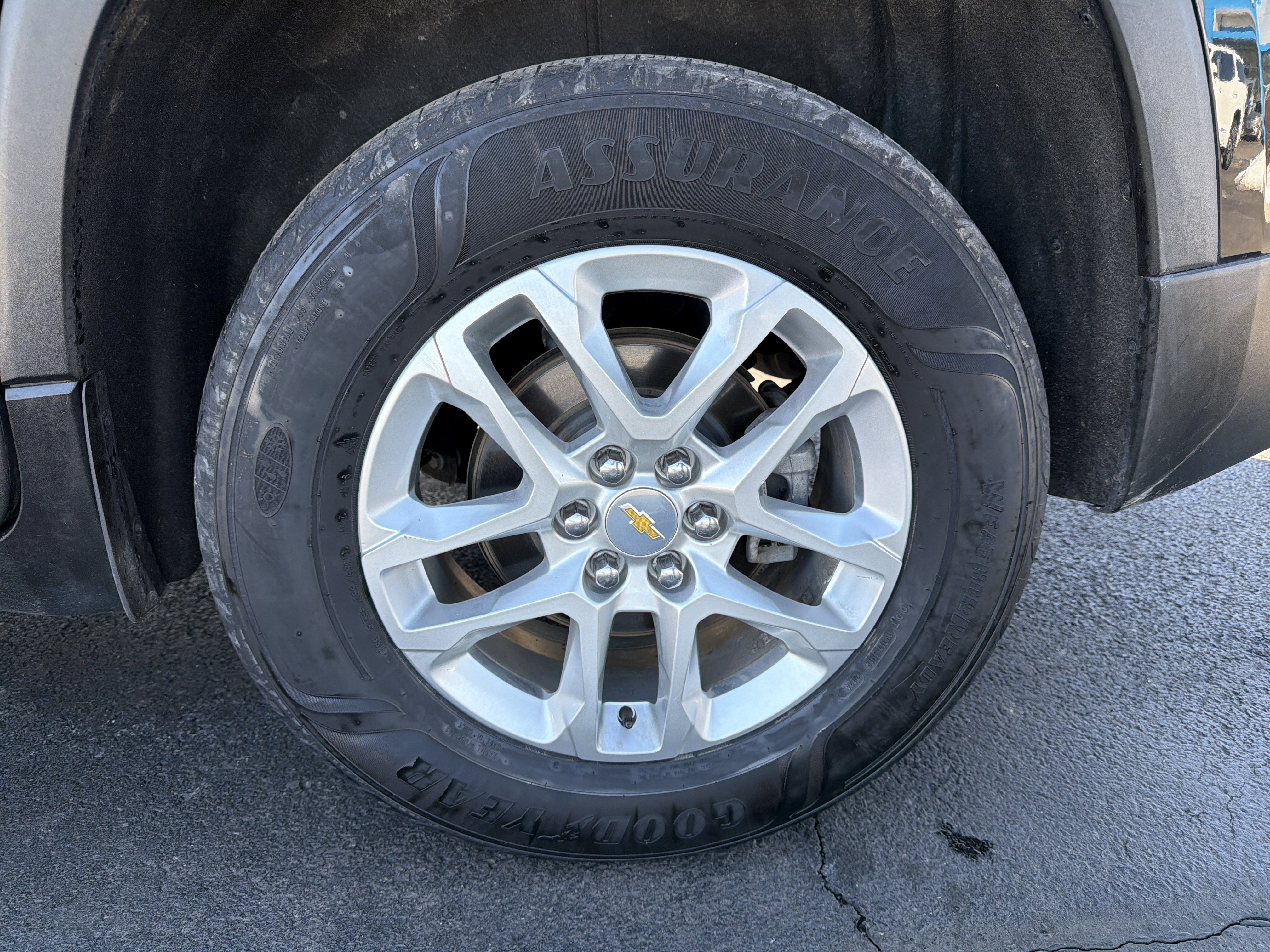 2023 Chevrolet Traverse 1FL