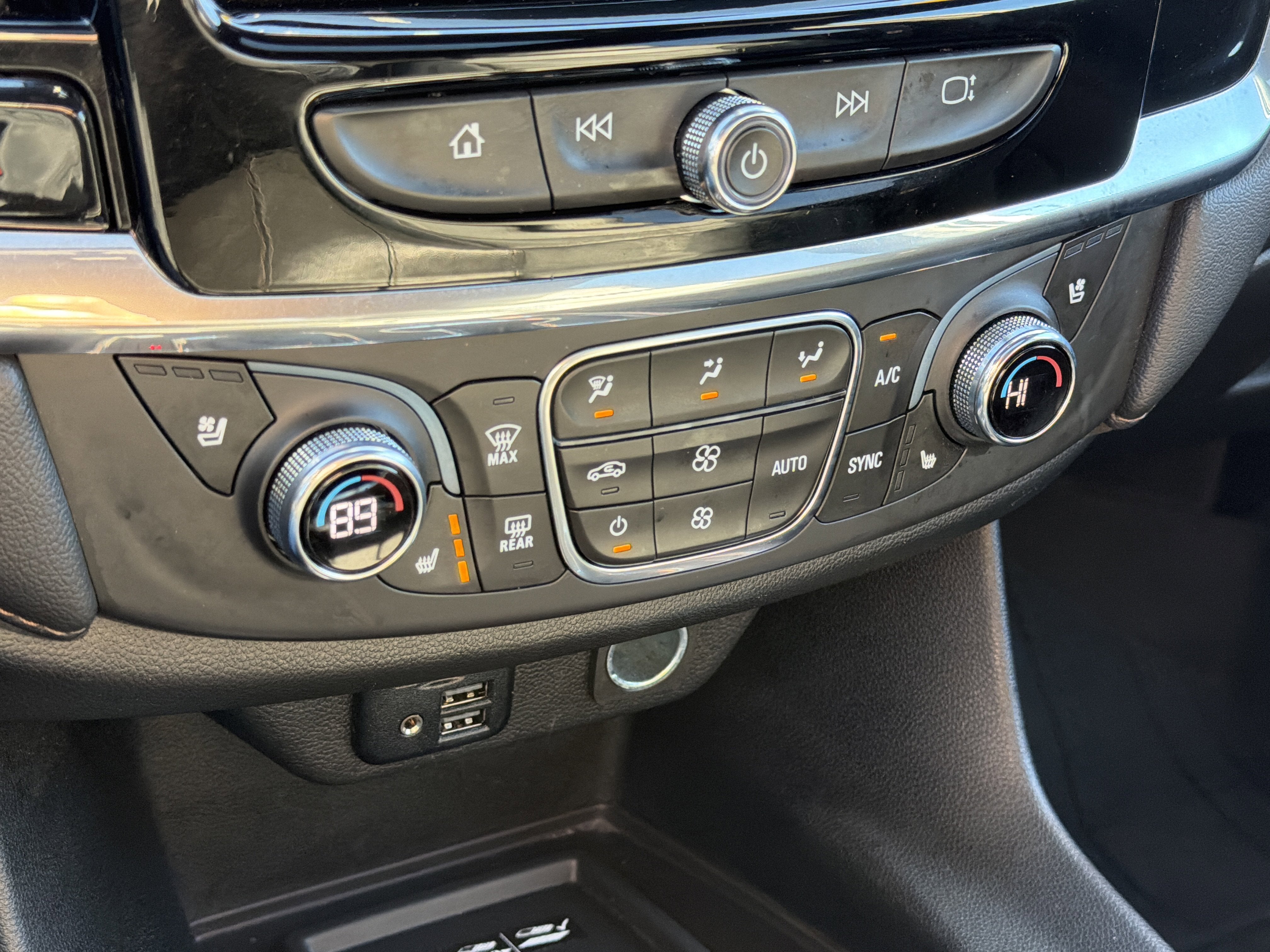 2023 Chevrolet Traverse High Country