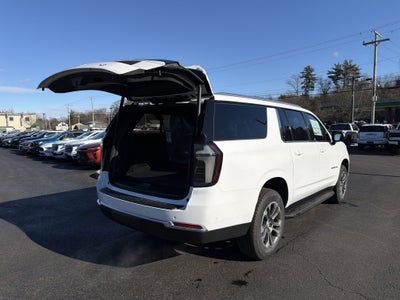 2026 Chevrolet Suburban LT