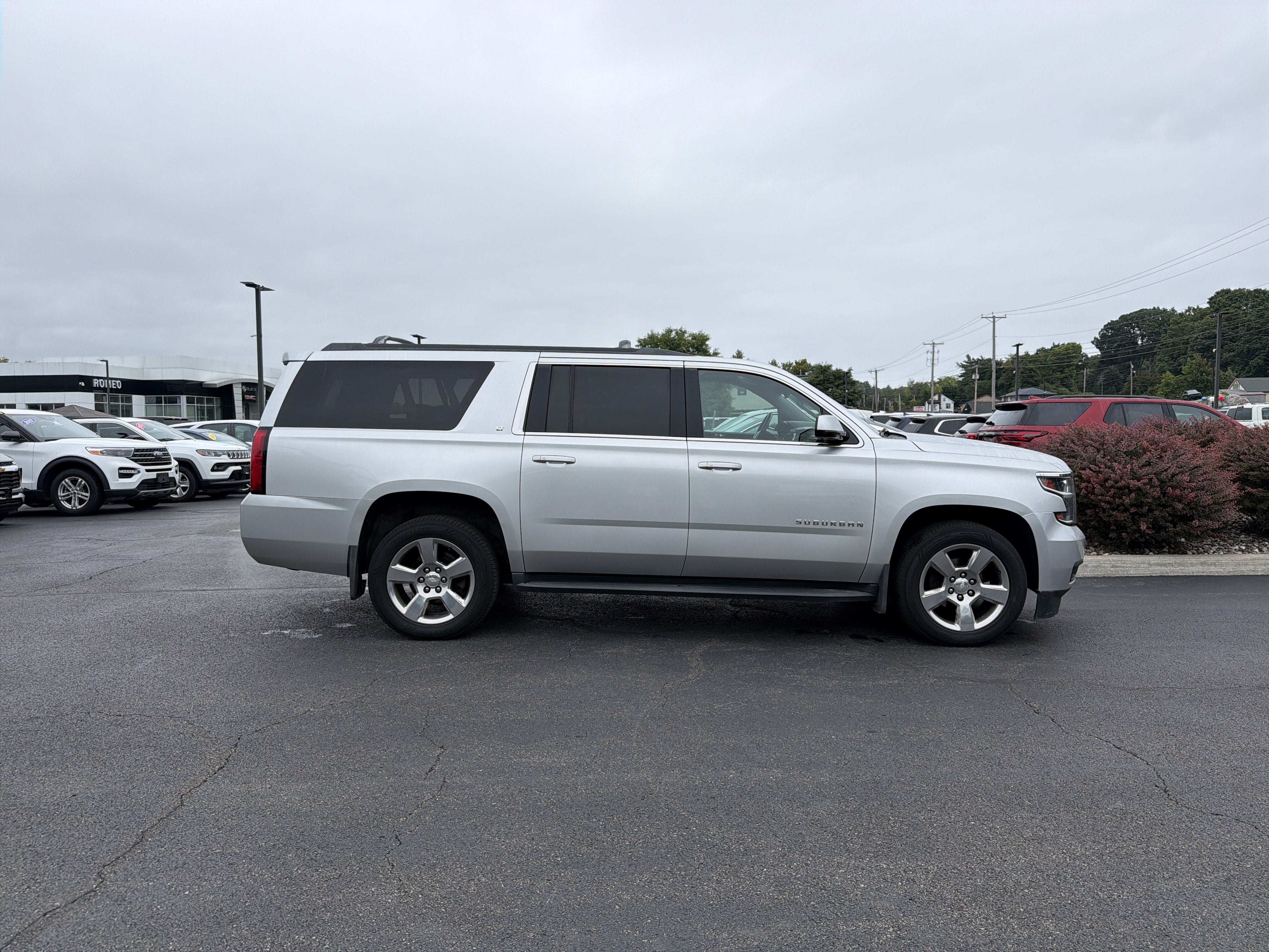 2017 Chevrolet Suburban LT