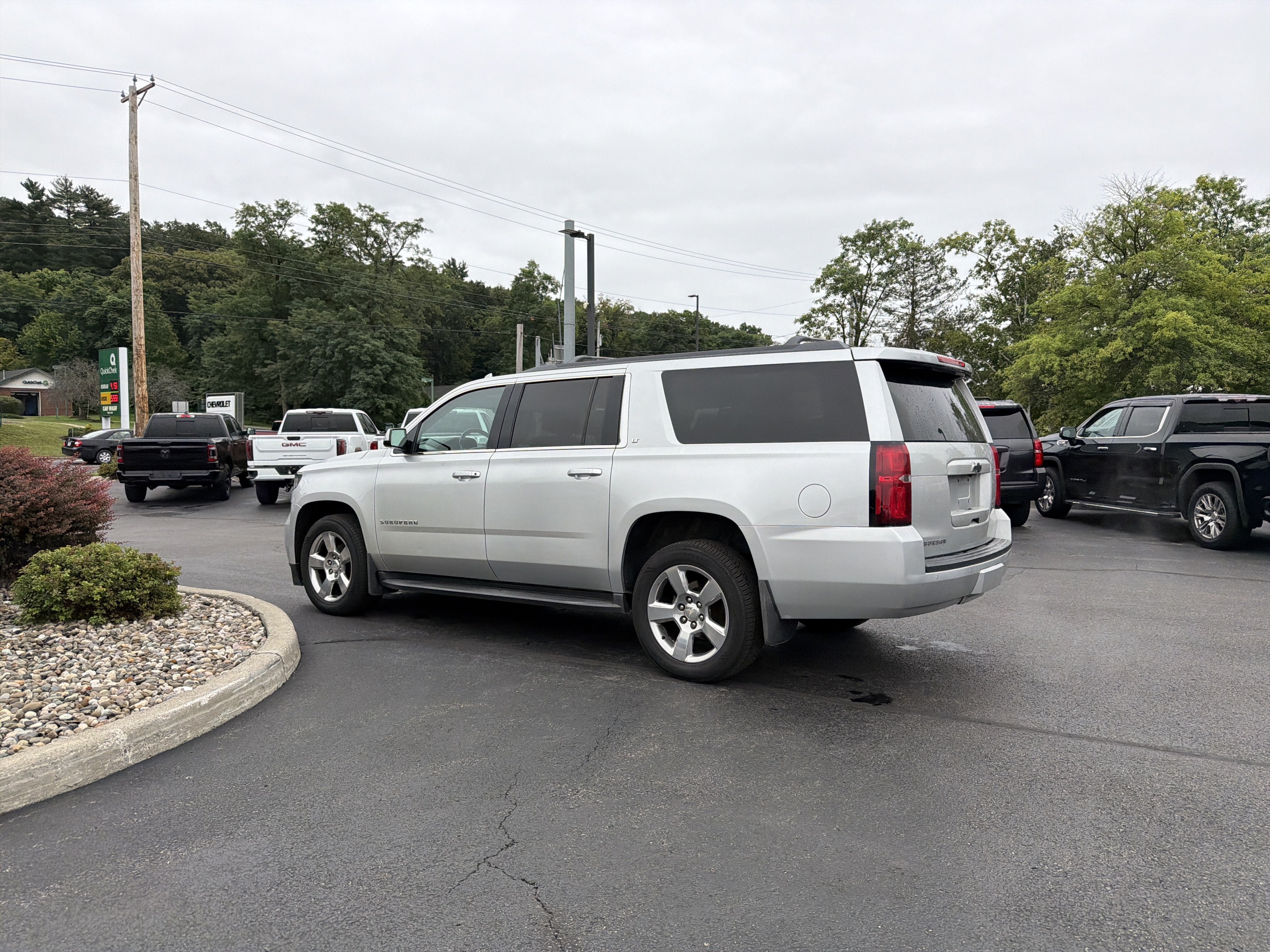 2017 Chevrolet Suburban LT