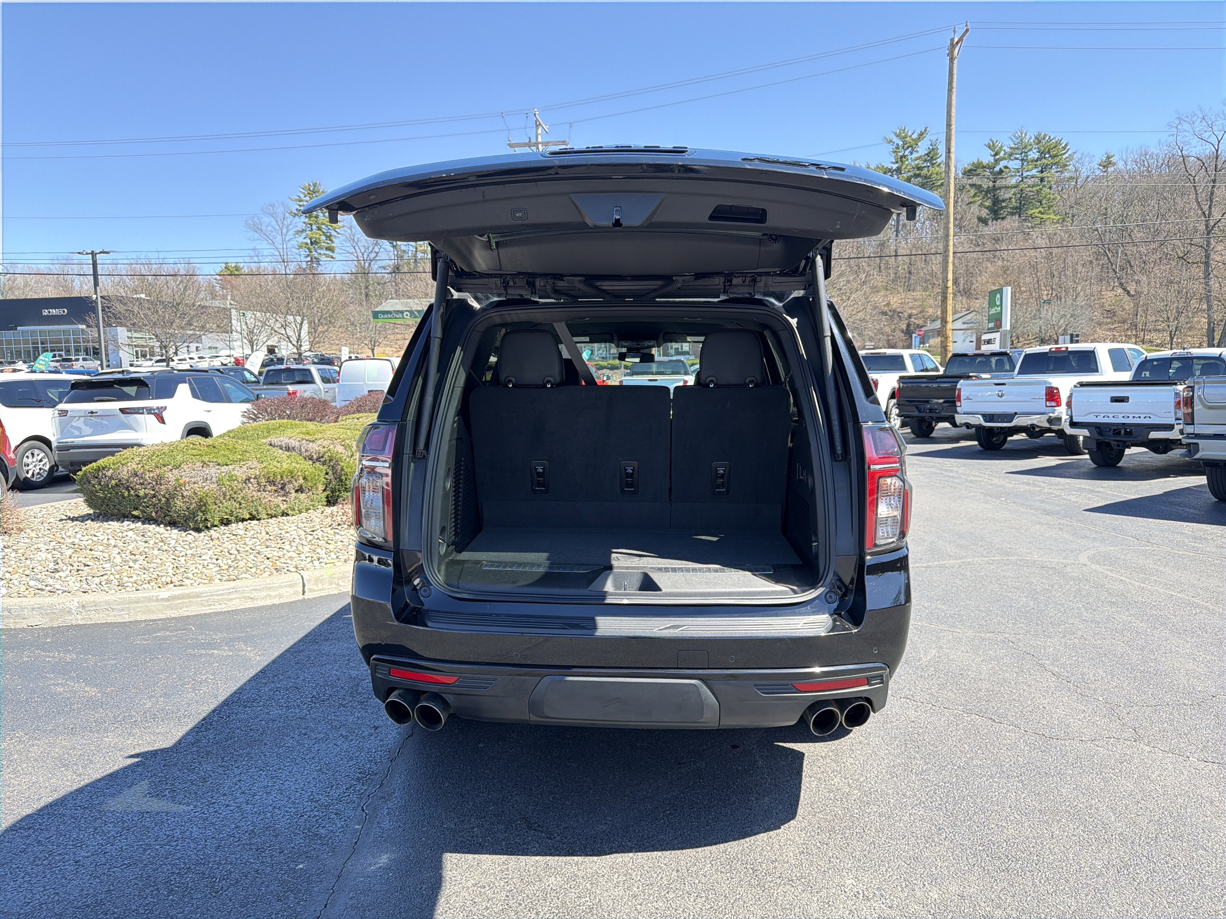 2024 Chevrolet Tahoe RST