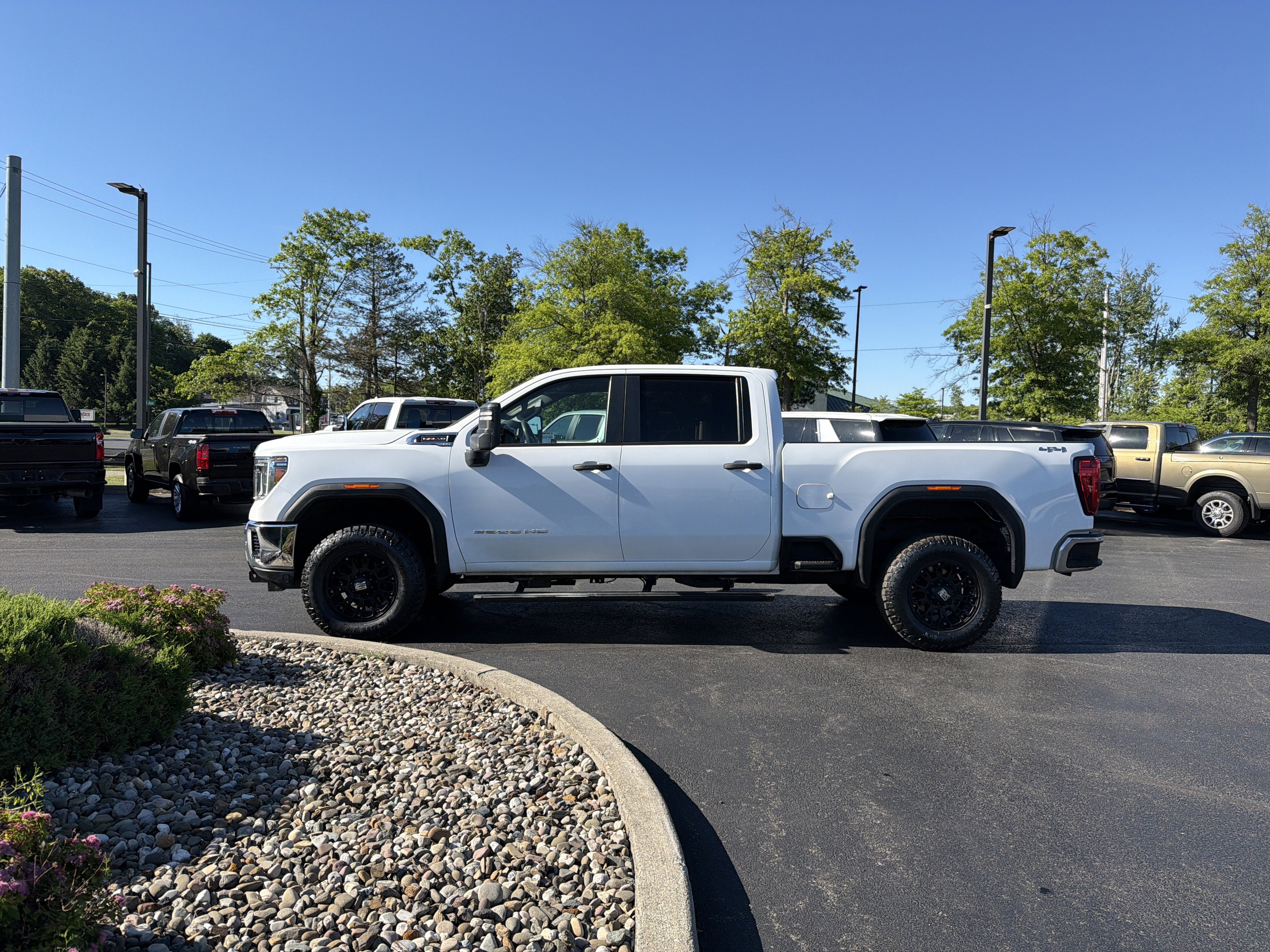 2021 GMC Sierra 2500 HD 4WD Crew Cab Standard Bed