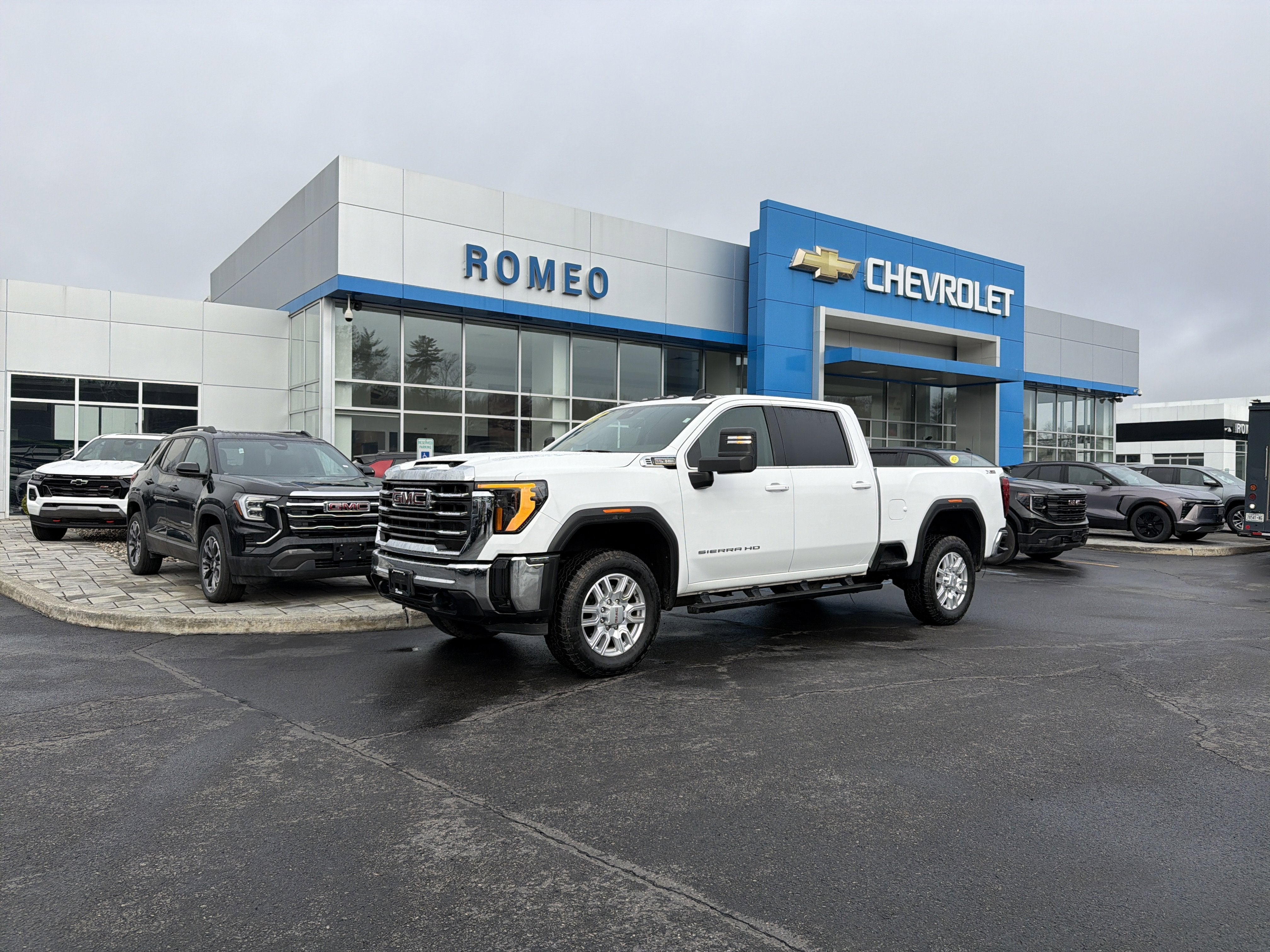 2024 GMC Sierra 3500 HD SLE