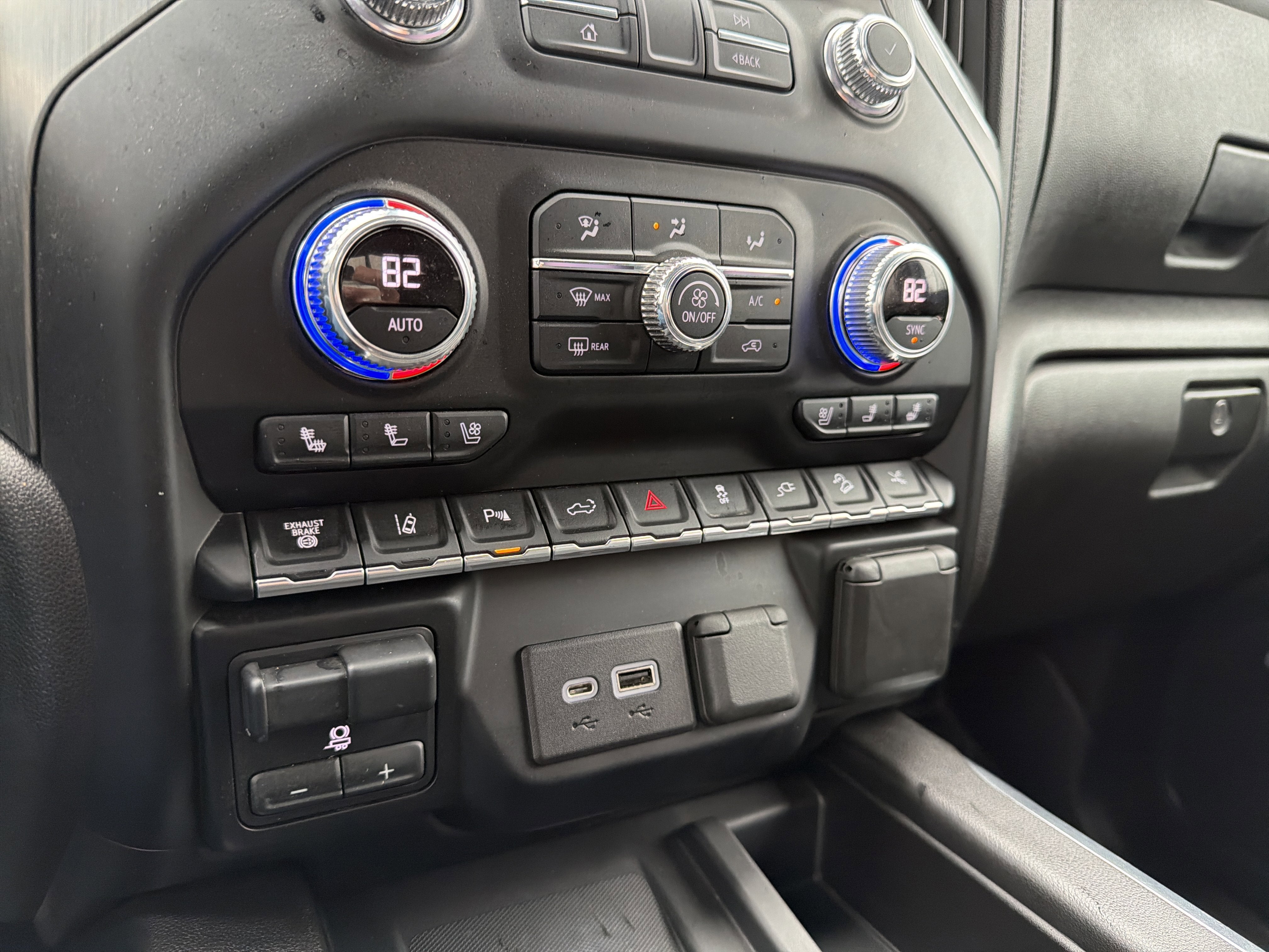 2021 GMC Sierra 3500 HD Denali