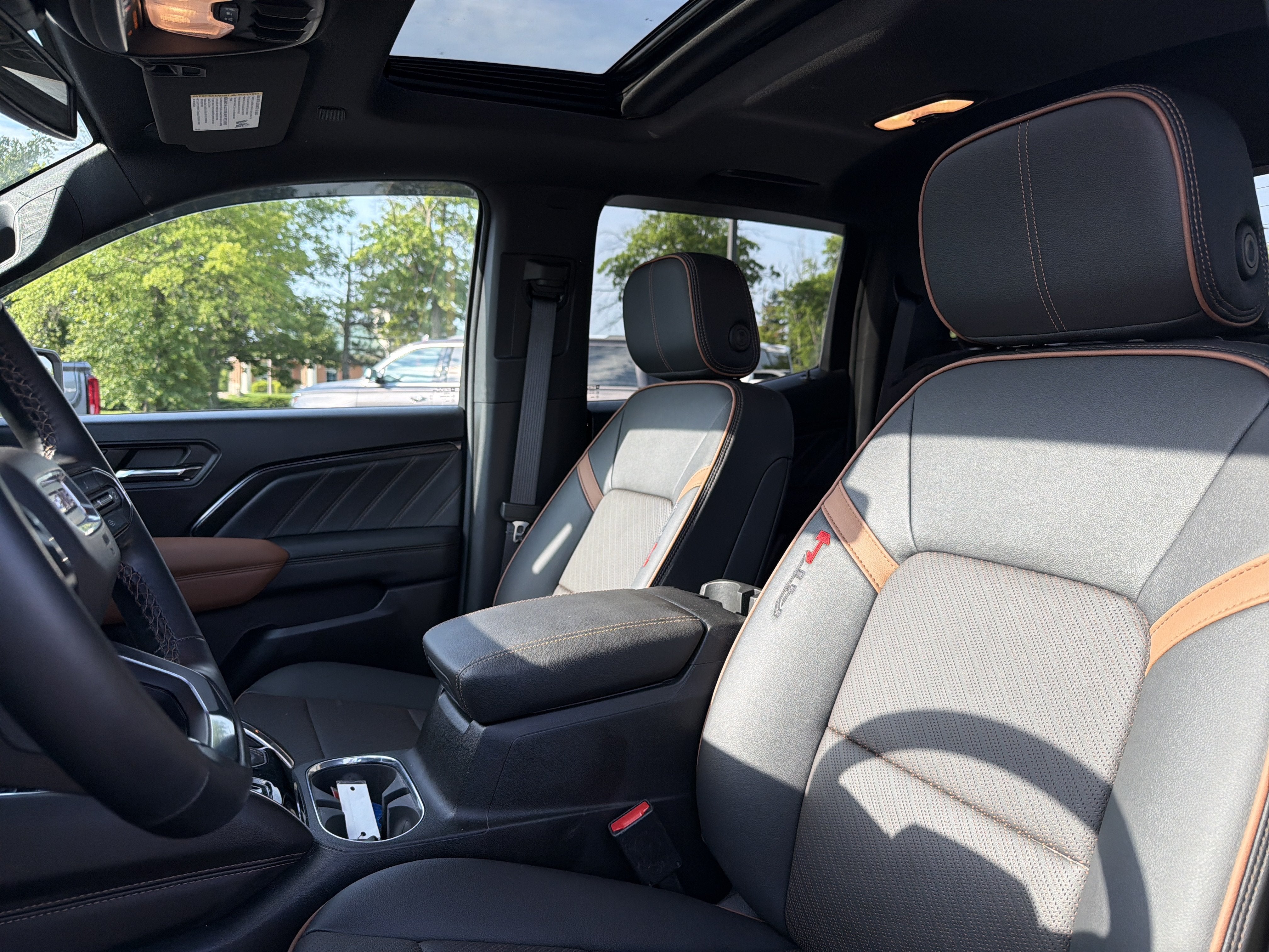 2024 GMC Canyon AT4