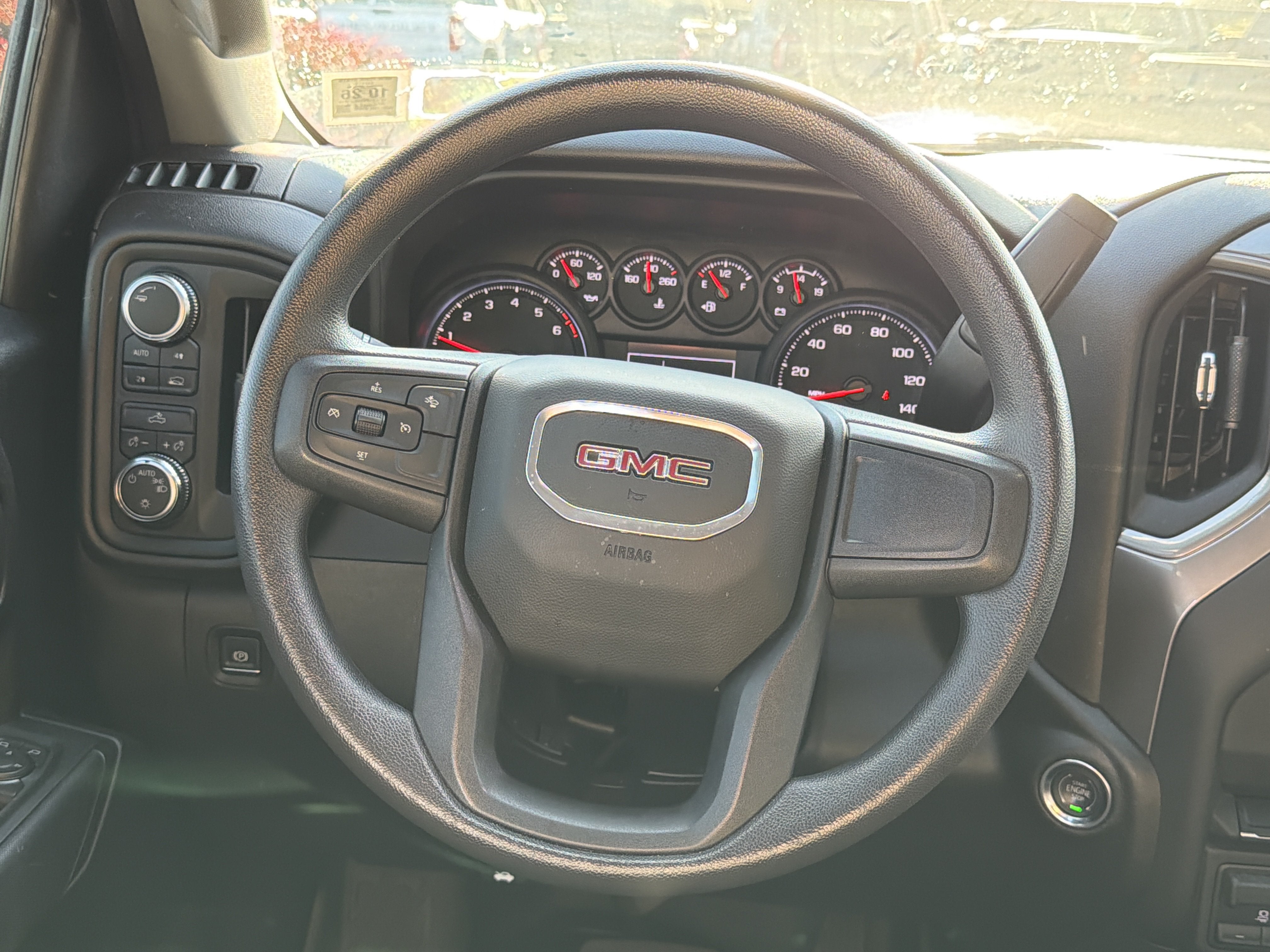 2025 GMC Sierra 1500 Pro