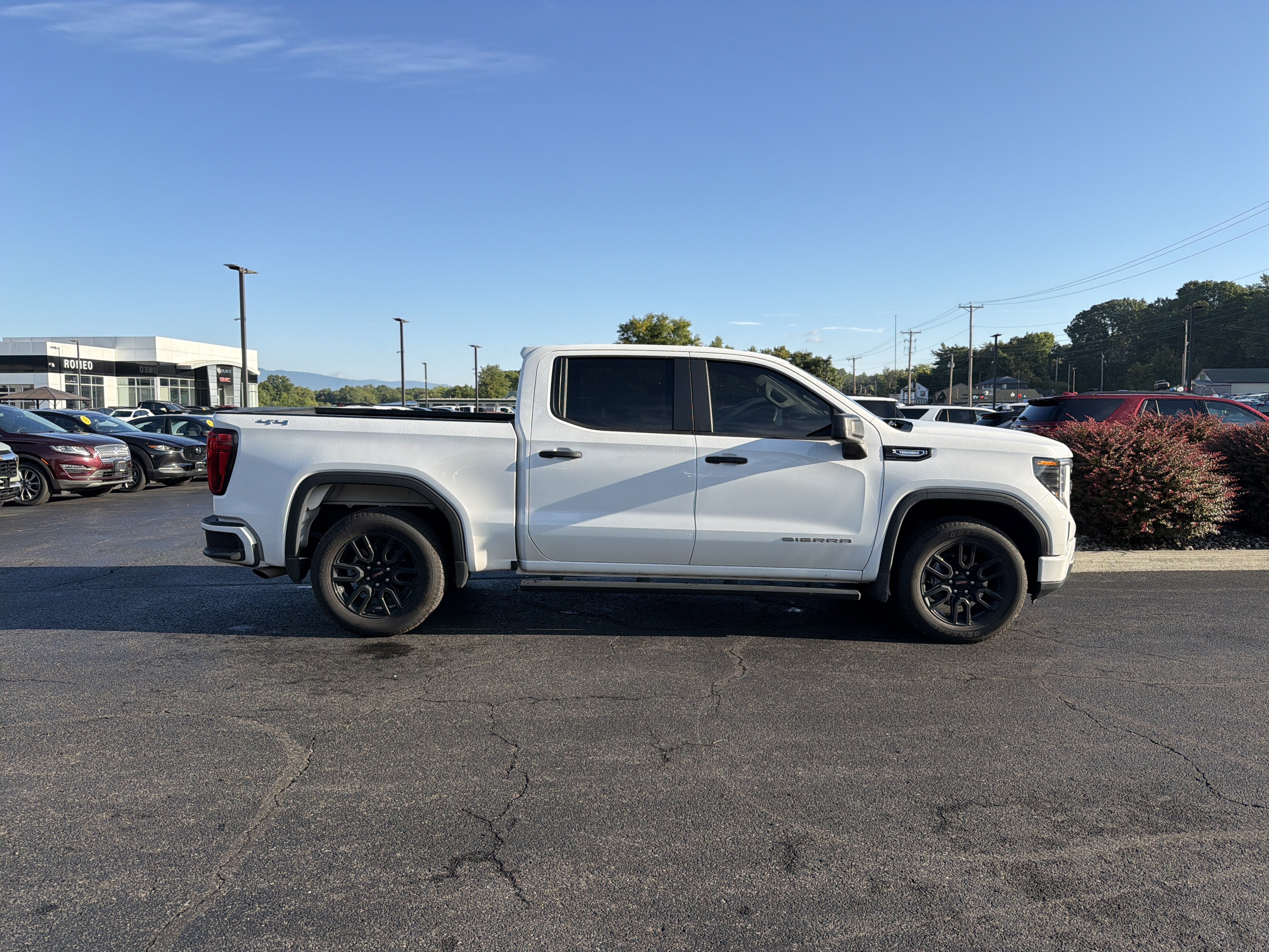 2025 GMC Sierra 1500 Pro