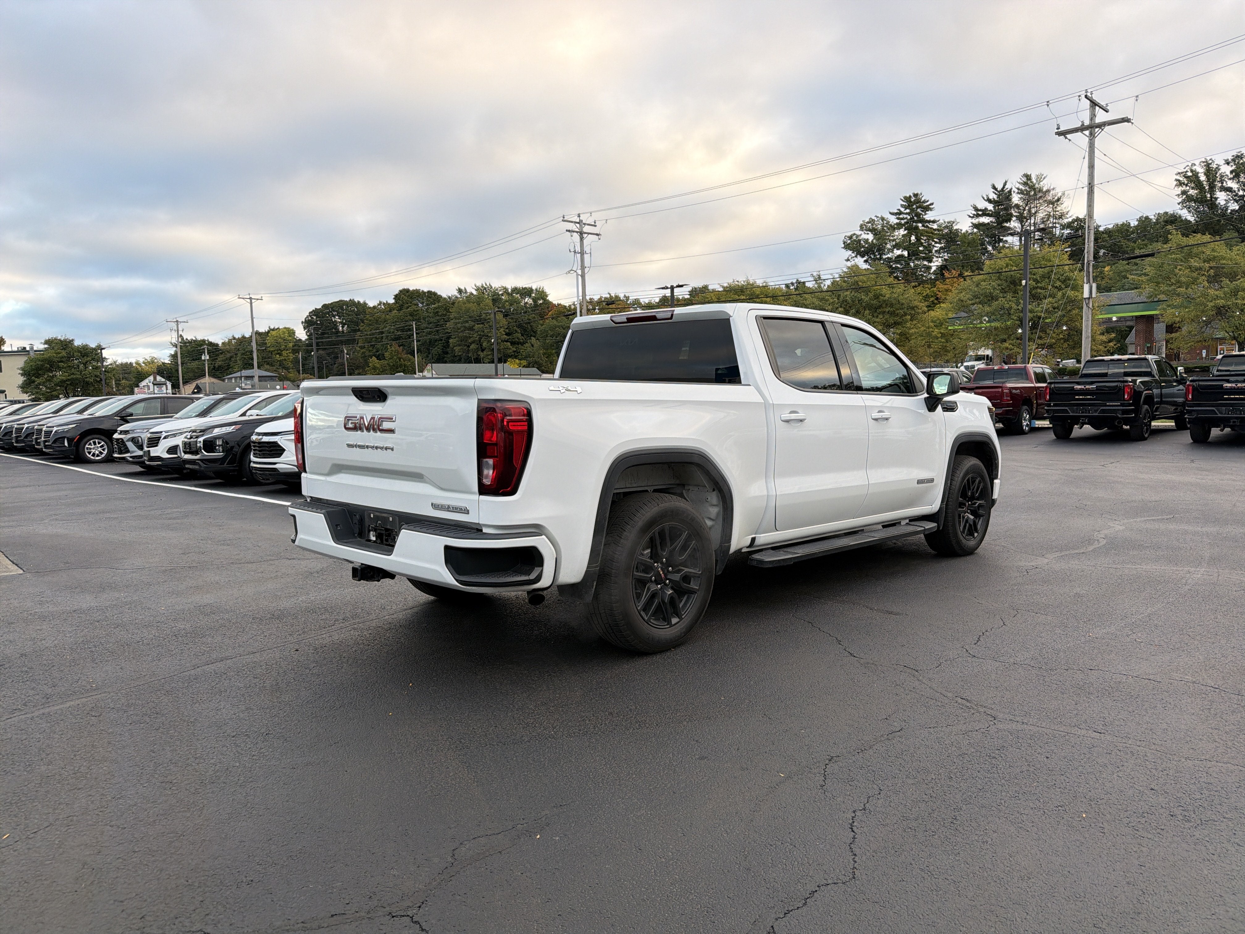 2023 GMC Sierra 1500 Elevation