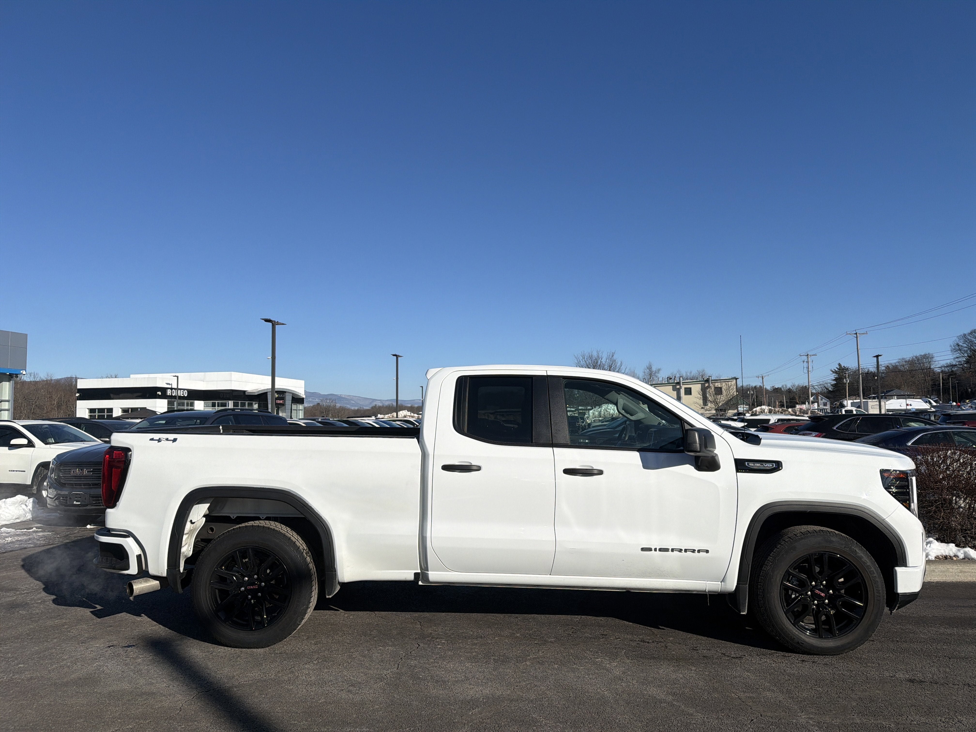 2023 GMC Sierra 1500 Pro