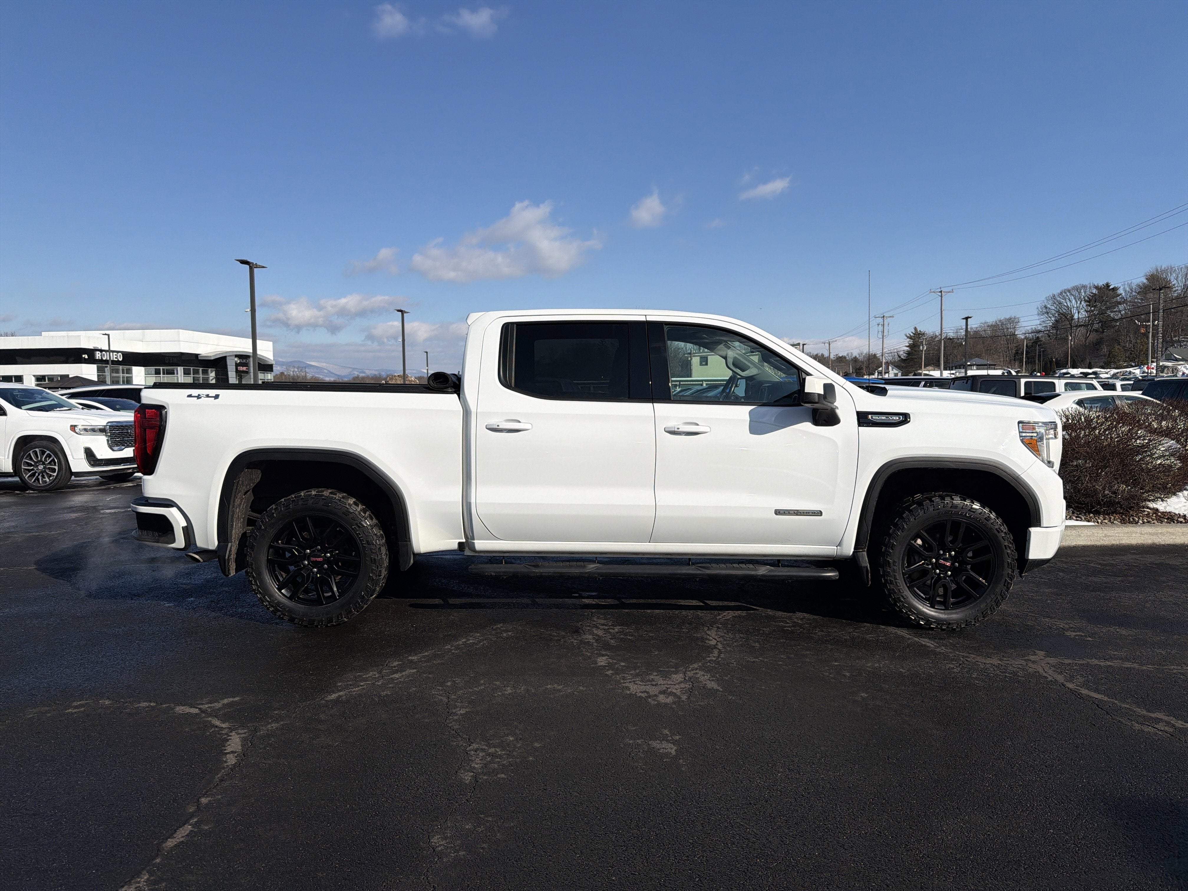 2022 GMC Sierra 1500 Limited Elevation